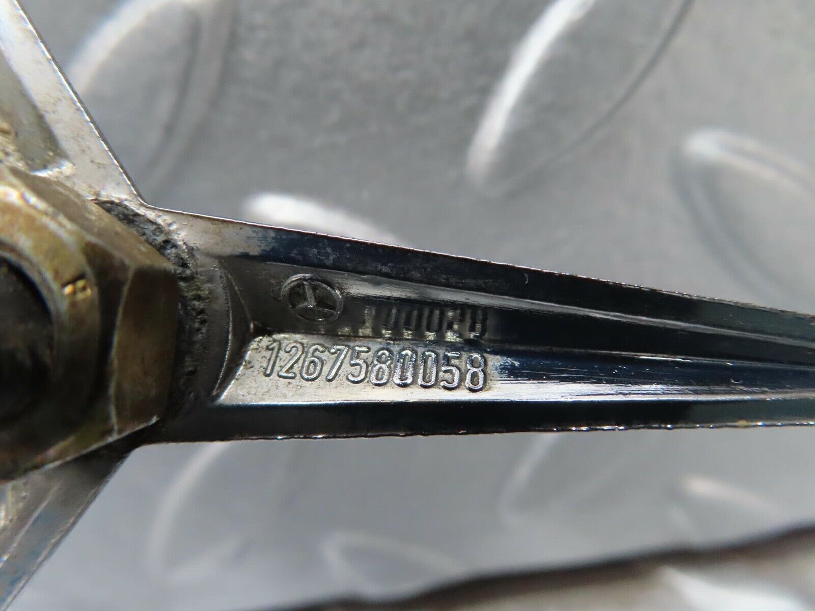 15932 Mercedes-Benz W123 280E Trunk Boot Lid Emblem 1267580058