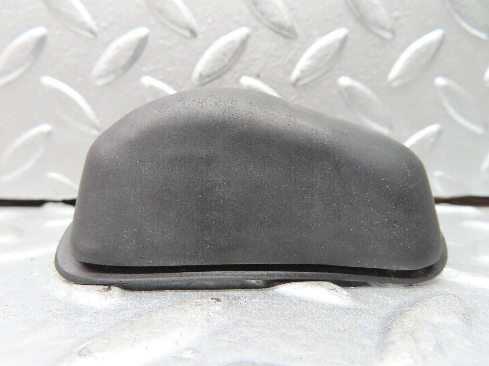 20968 Mercedes-Benz W114 250CE Coupe Indicator Rubber Cover 1154620596