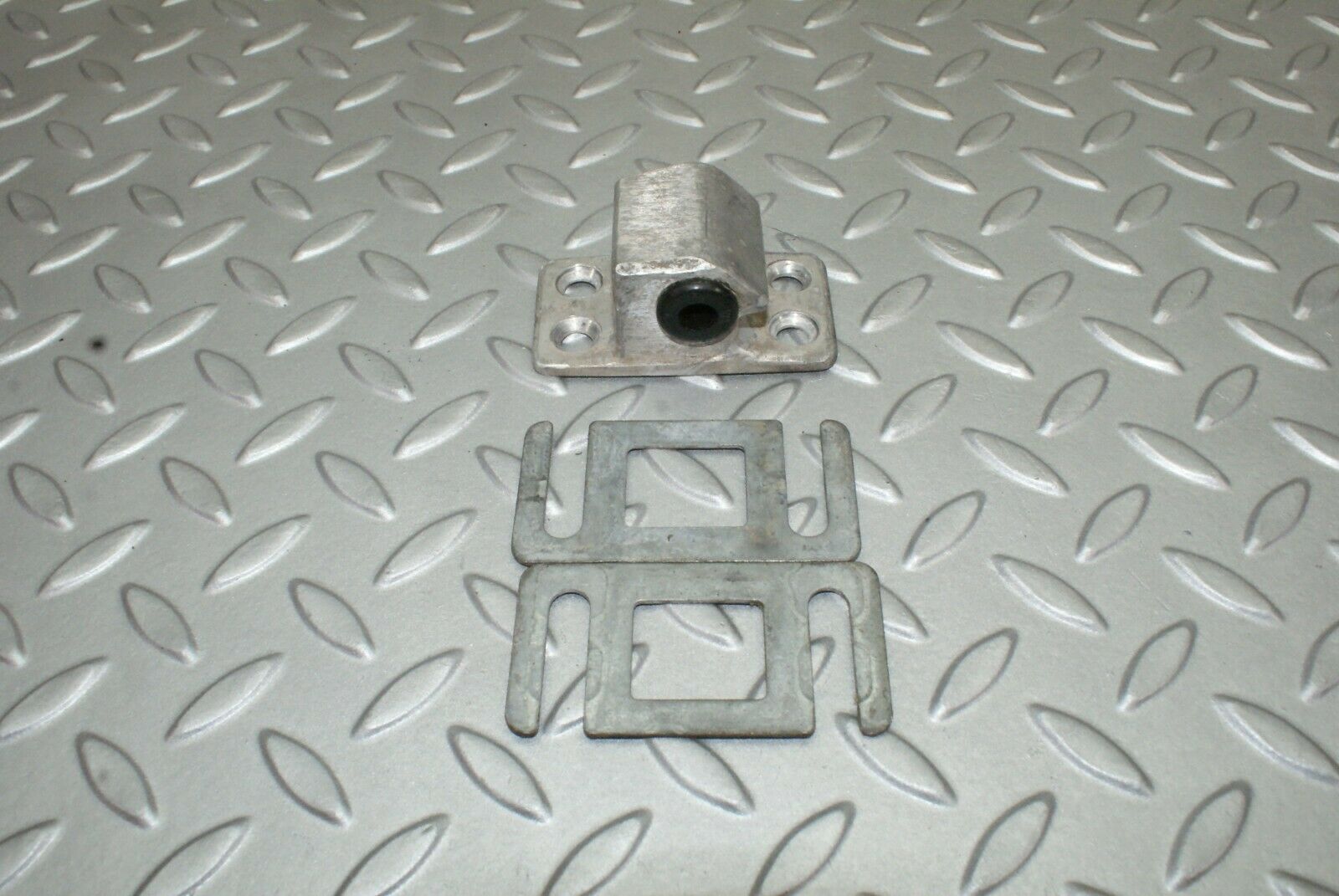 2629 Mercedes-Benz W116 350SE Door Lock Latch Right Side