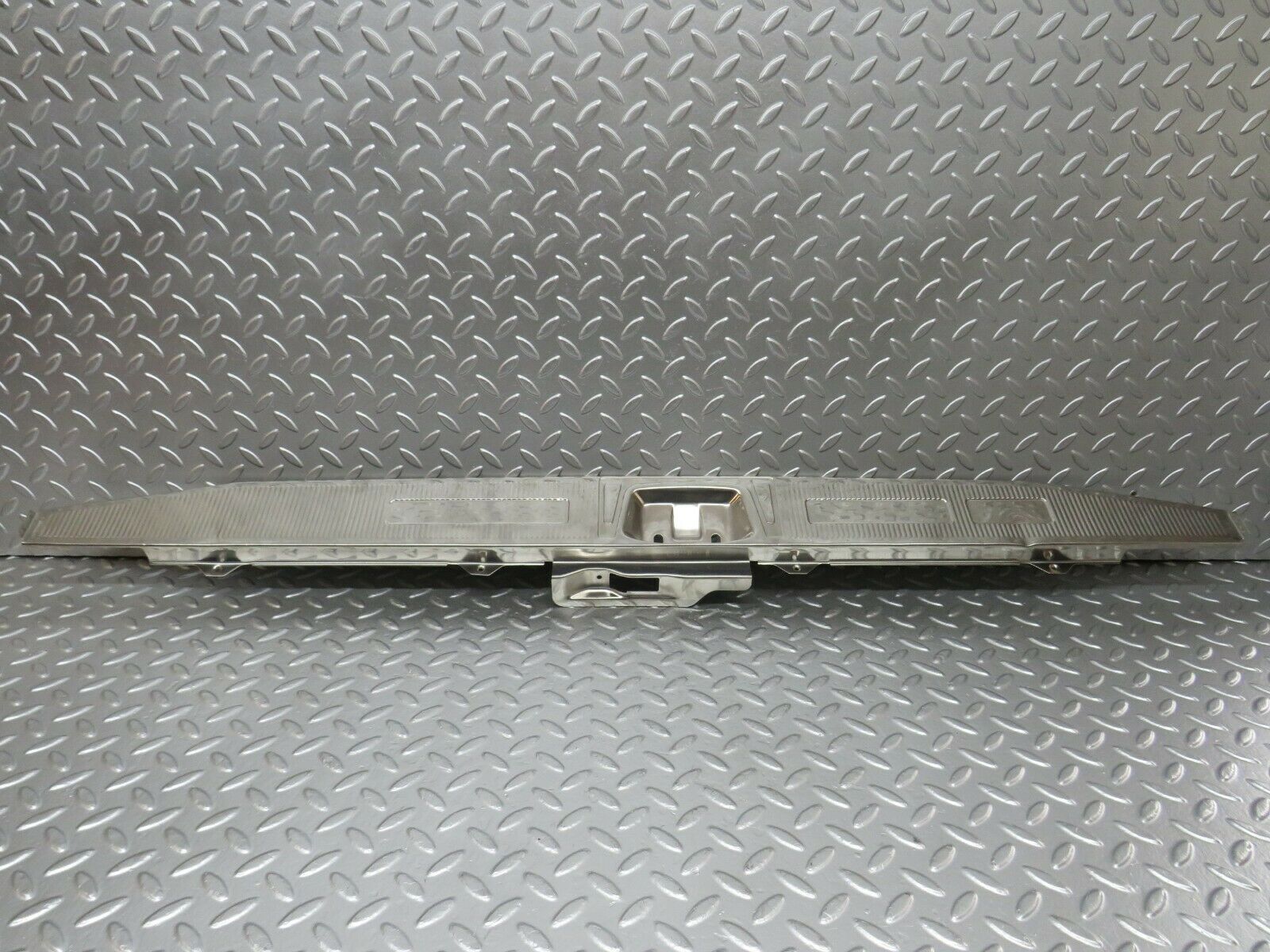24412 Mercedes-Benz S124 220TE Wagon Trunk Edge Chrome Moulding 1246980089