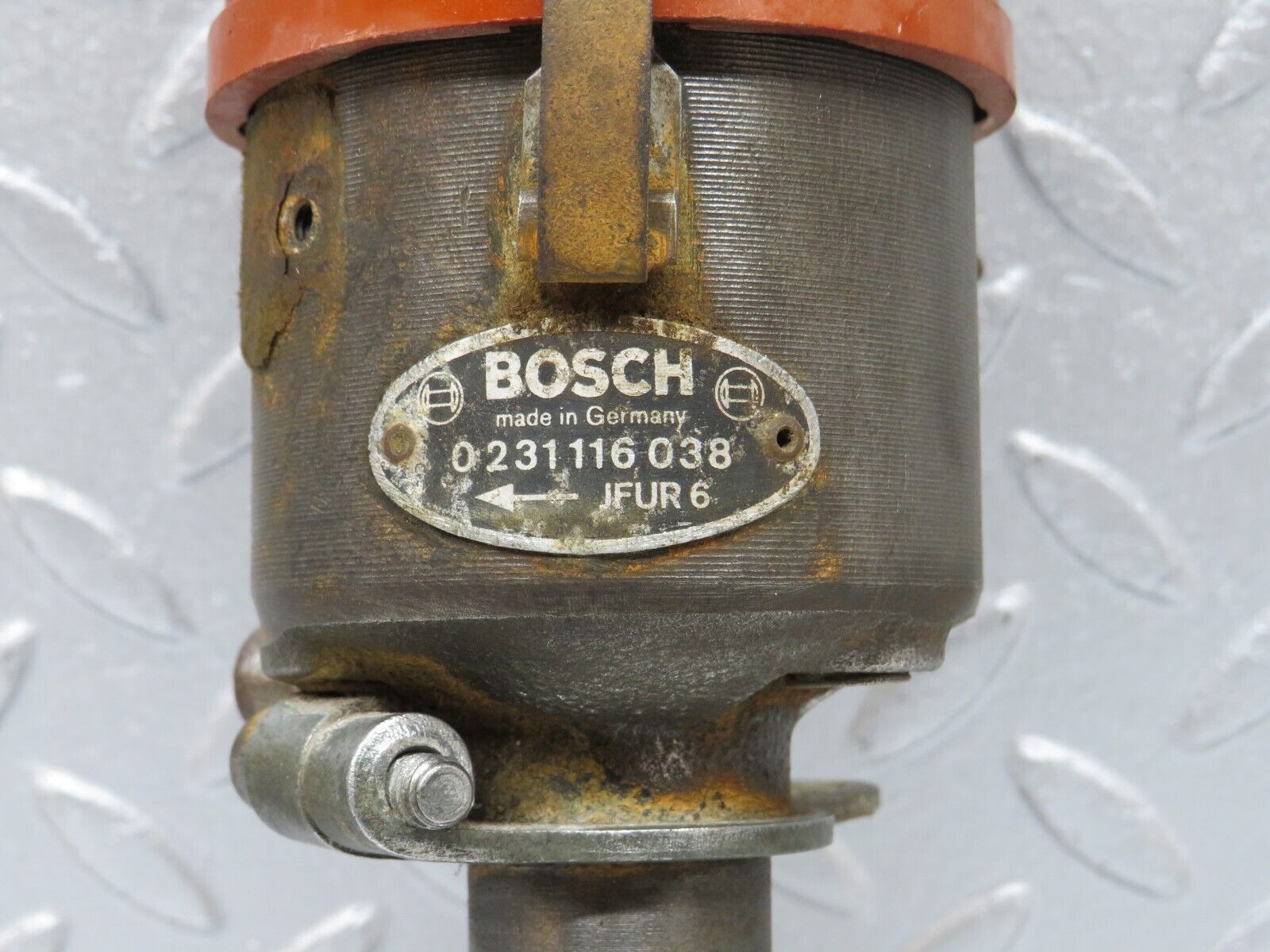 40364 Mercedes-Benz W110 230 Ignition Distributor Bosch 0231116038