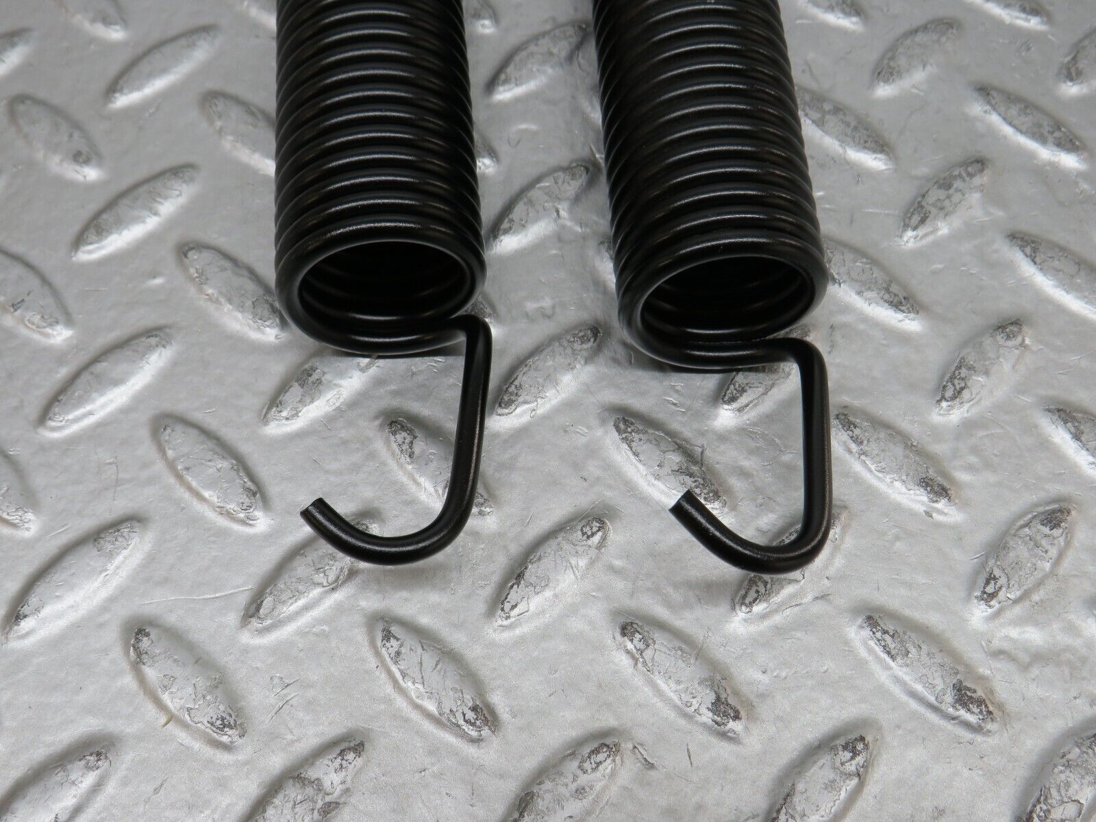 27910 Mercedes-Benz W123 280E Trunk Lid Hinge Spring Pair