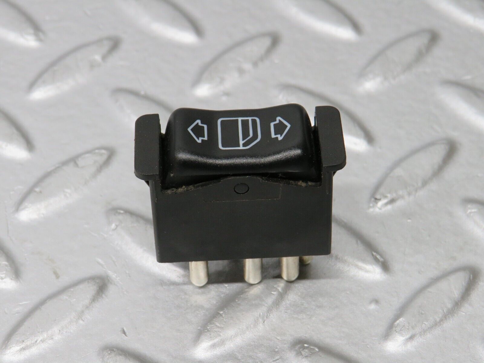 38960 Mercedes-Benz W201 190E 2.6L Rear Electric Window Switch 1268206310
