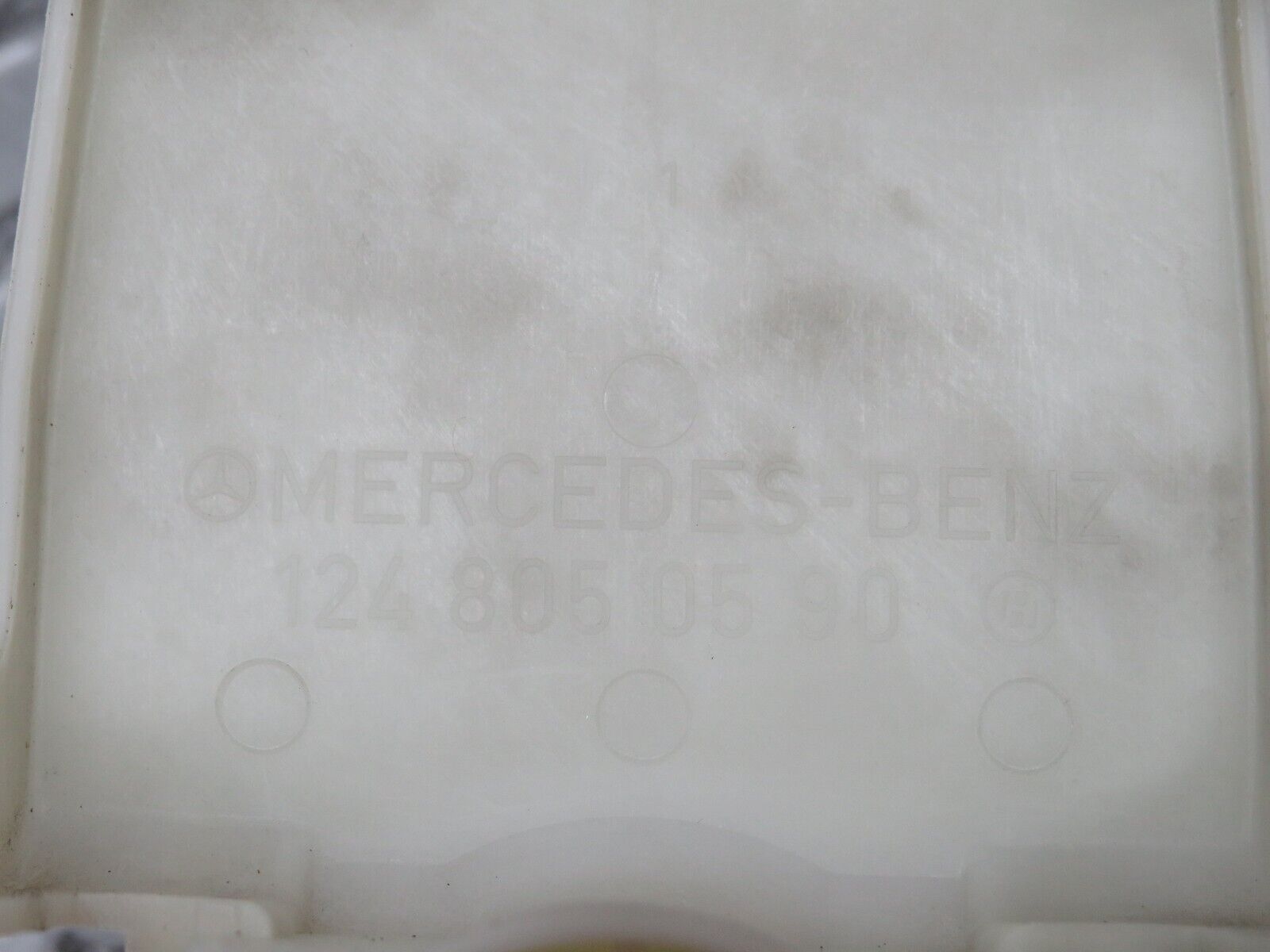 27499 Mercedes-Benz S124 300TE Rear Door Lock Vacuum Actuator Cover 1248050590