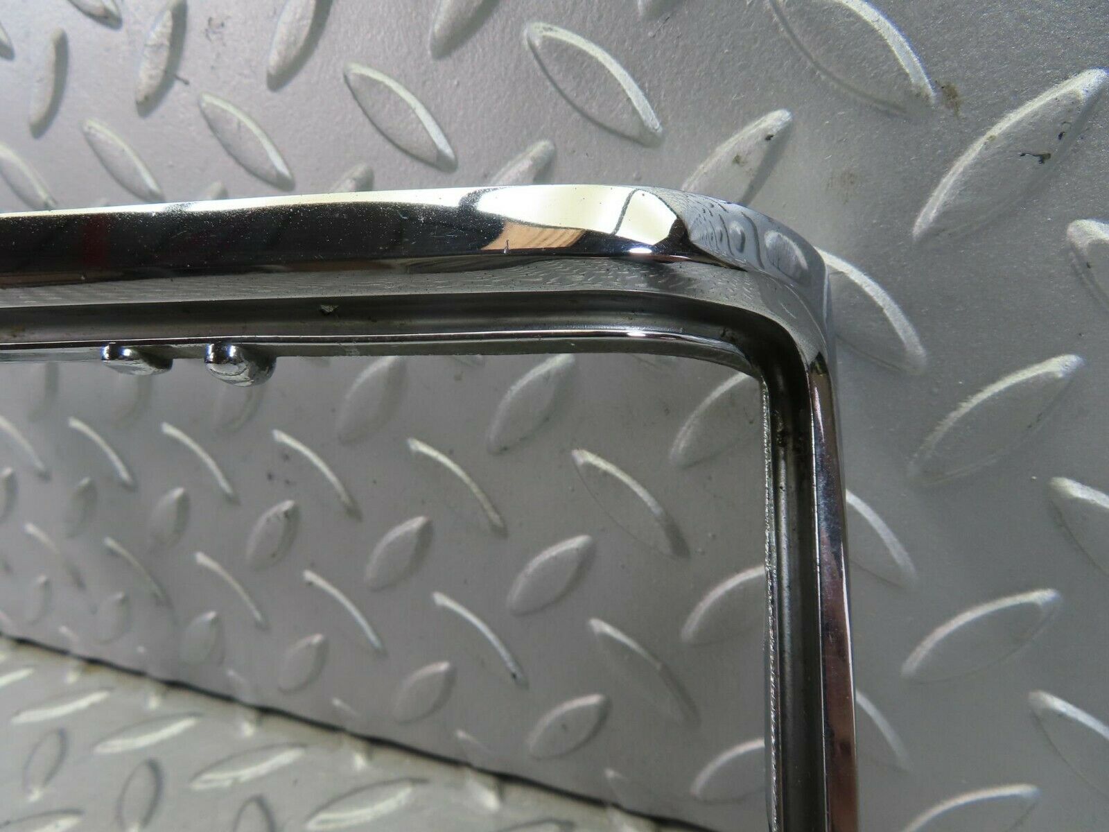 8486 Mercedes-Benz W115 Tail Light Chrome Frame Left Side