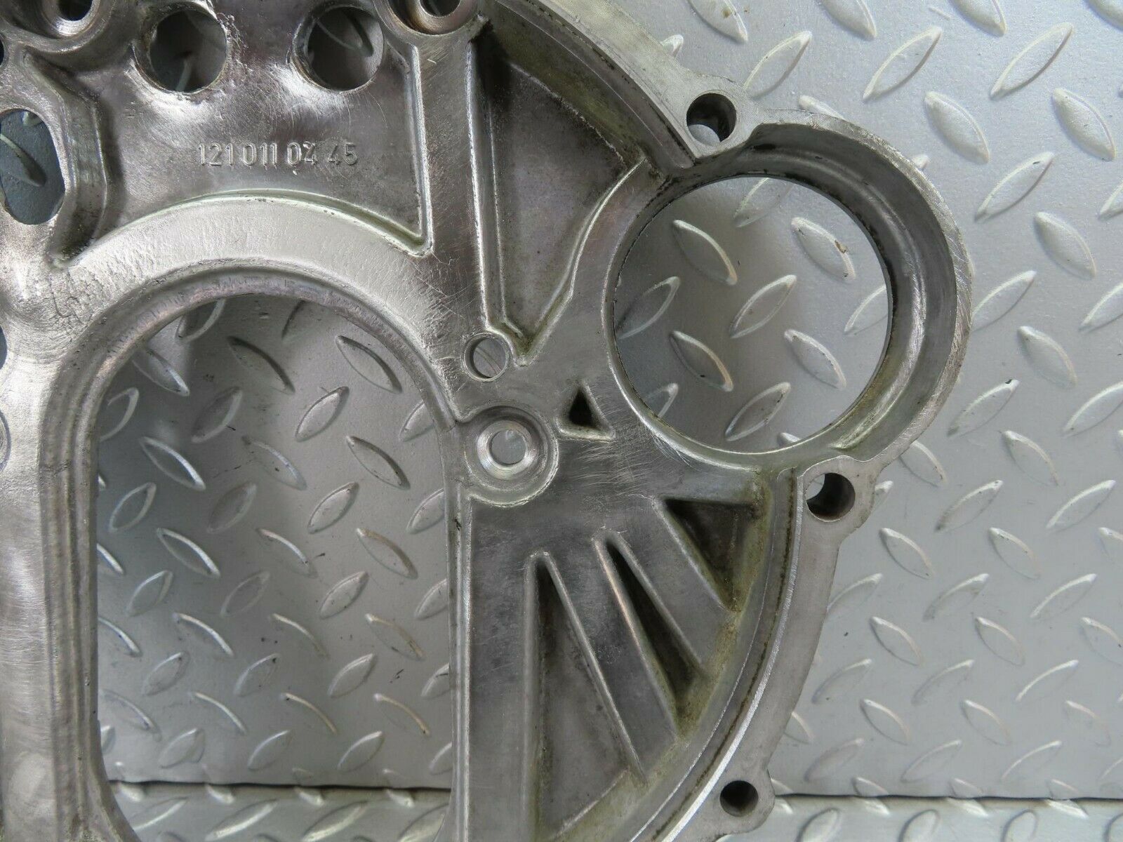 9514 Mercedes-Benz C124 300CE Coupe Gearbox Flange 1210110445