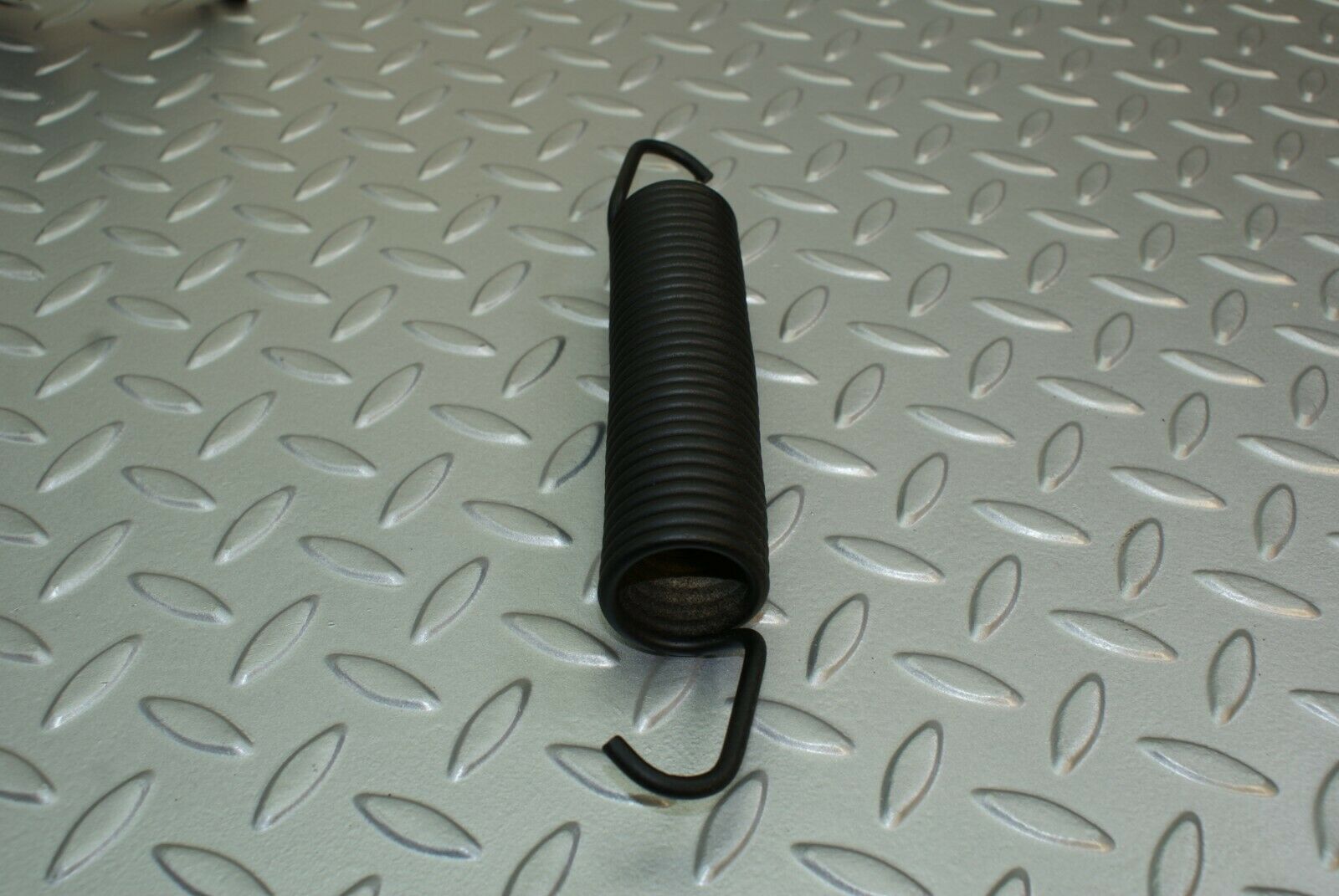 2797 Mercedes-Benz C123 280CE Coupe Trunk Lid Hinge Right Side 1237500287