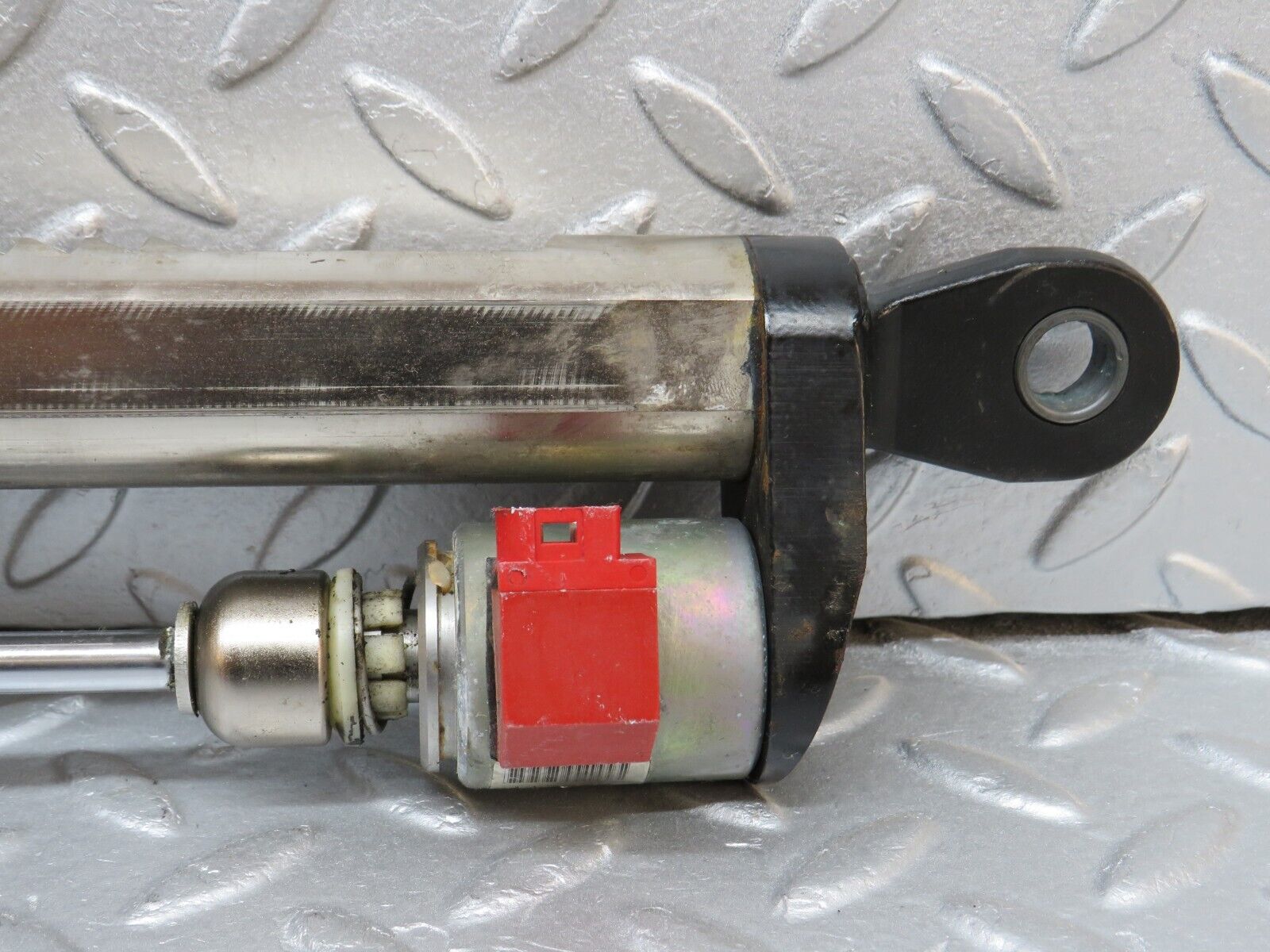 38501 Mercedes-Benz R129 280SL Coupe Roll Bar Hydraulic Cylinder Right 1298600435