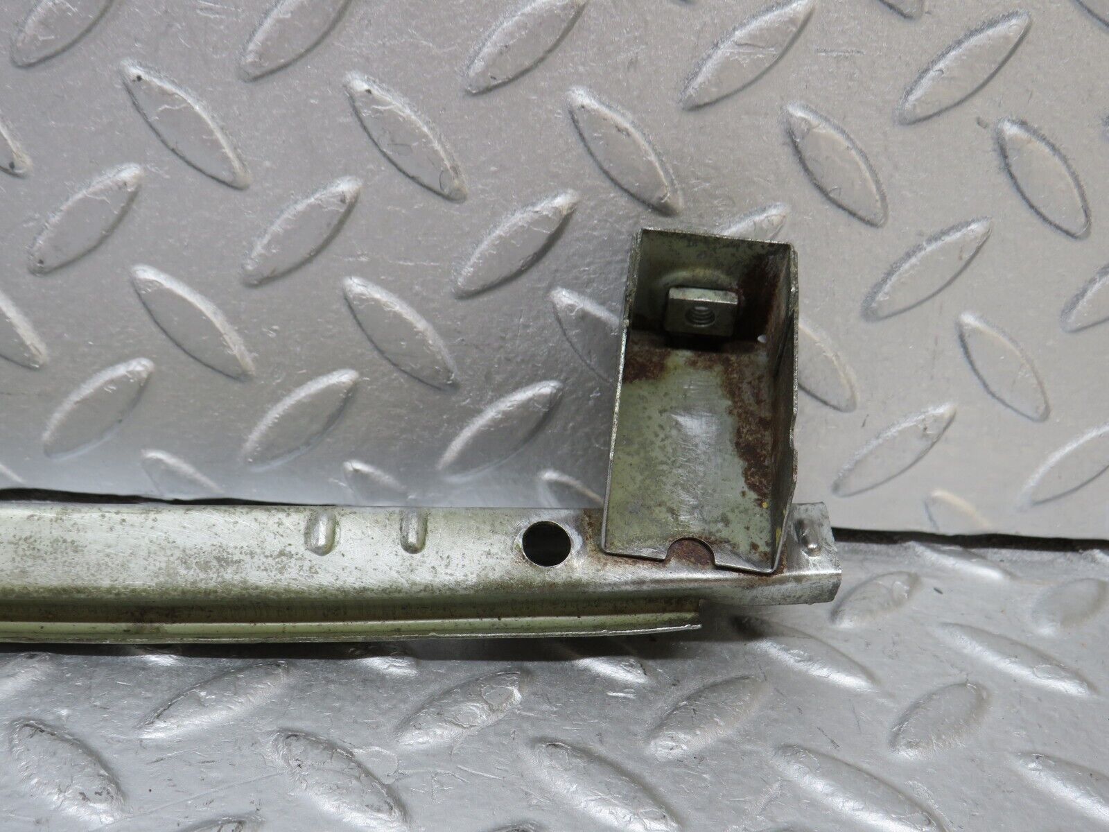 37289 Mercedes-Benz W109 300SEL Front Right Door Window Channel