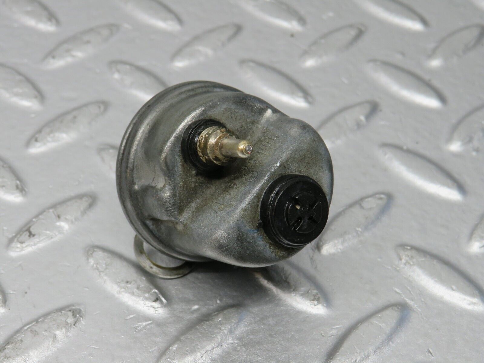 39712 Mercedes-Benz R129 320SL Coupe Oil Pressure Sensor 0065429417