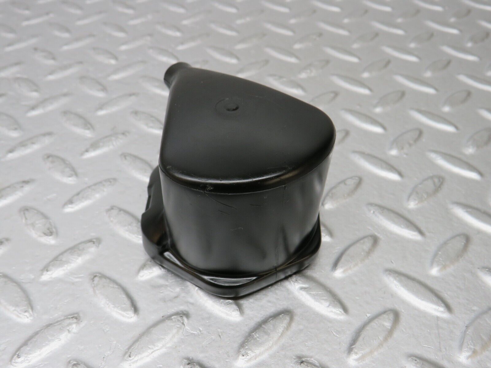 36883 Mercedes-Benz C126 420SEC Coupe Ignition Coil Cover Cap 0001582285