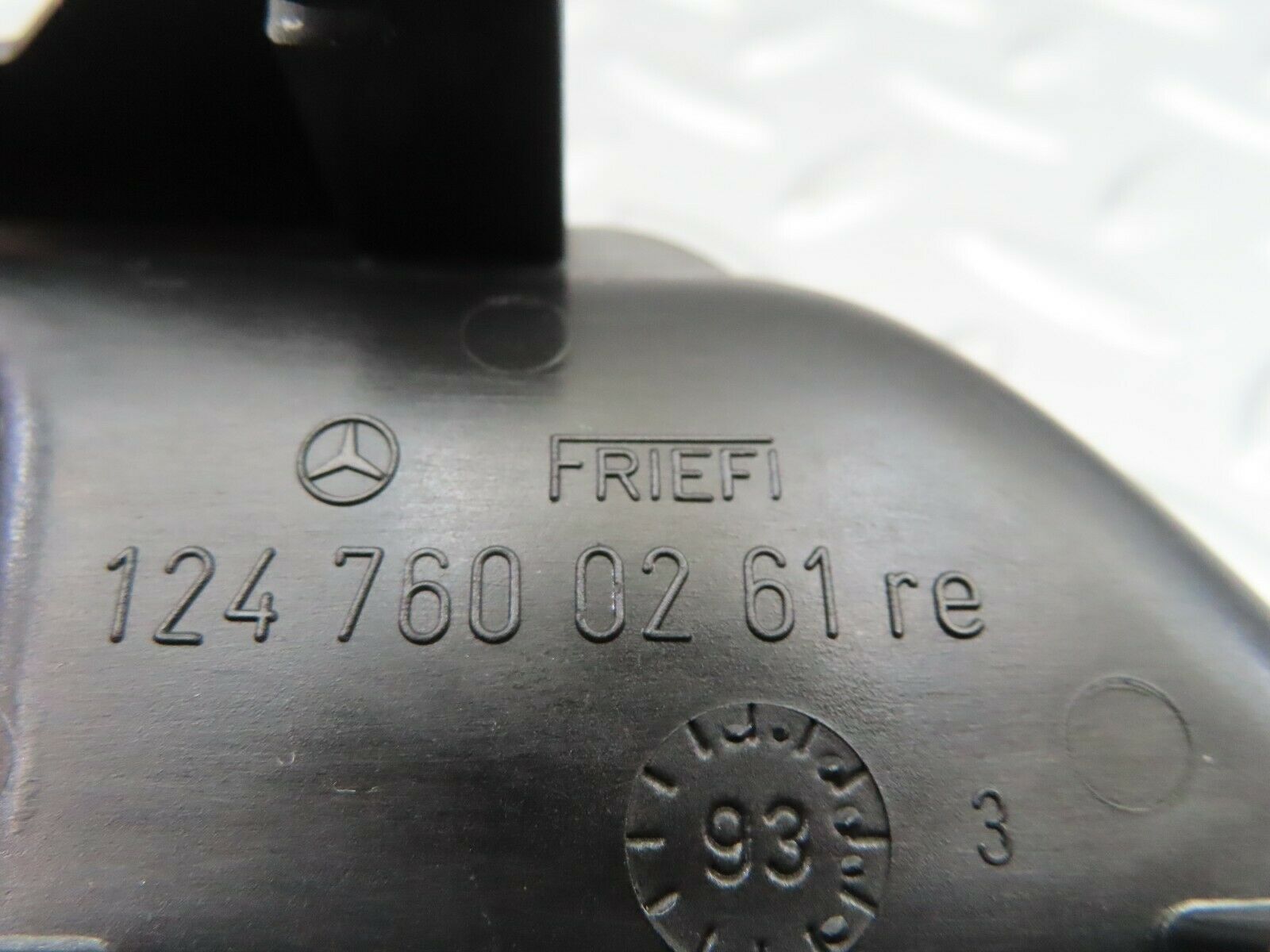 6446 Mercedes-Benz S124 E220 Wagon Interior Door Handle Right Side 1247600261