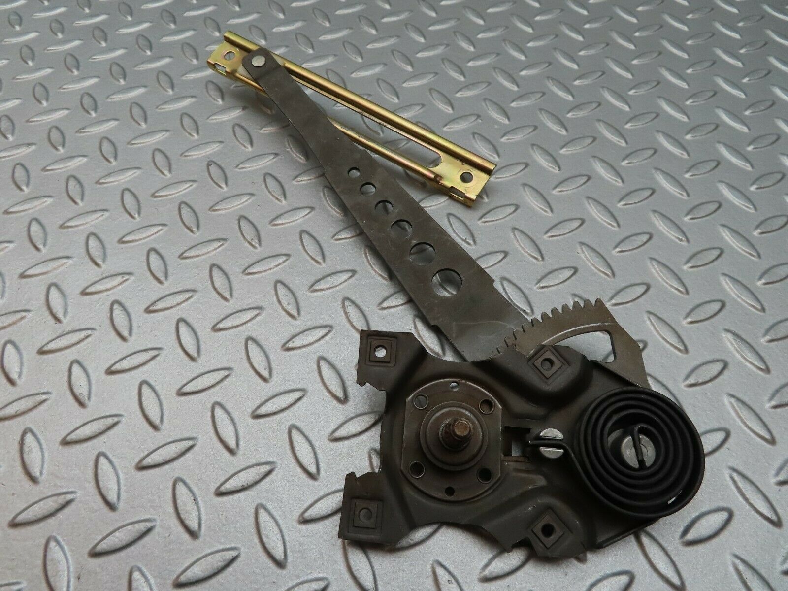 3729 Mercedes-Benz S123 200T Wagon Rear Right Manual Window Regulator