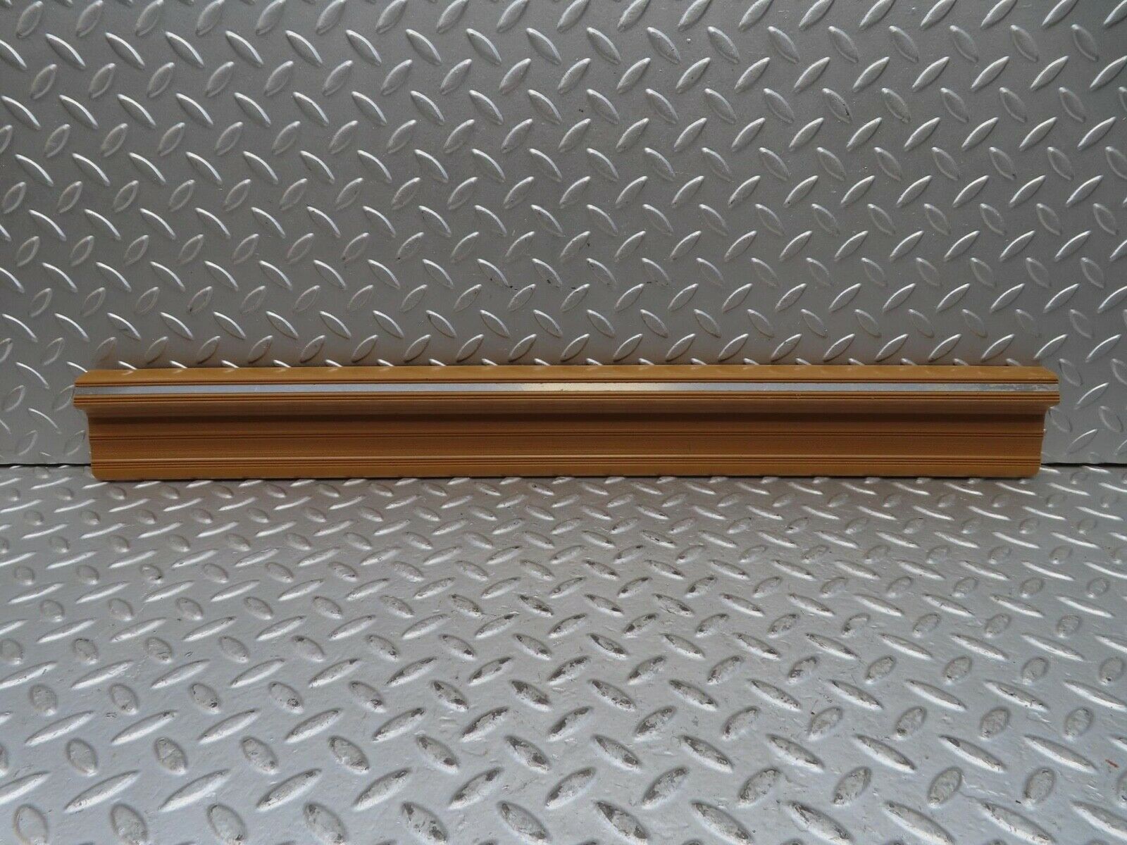 15855 Mercedes-Benz W123 280E Front Left Door Sill Trim Beige
