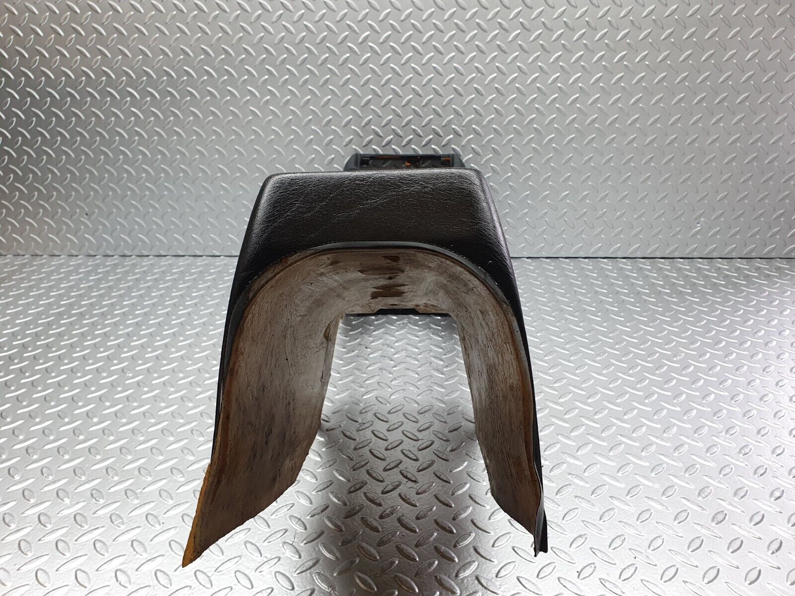 40812 Mercedes-Benz W123 300D Centre Console Black