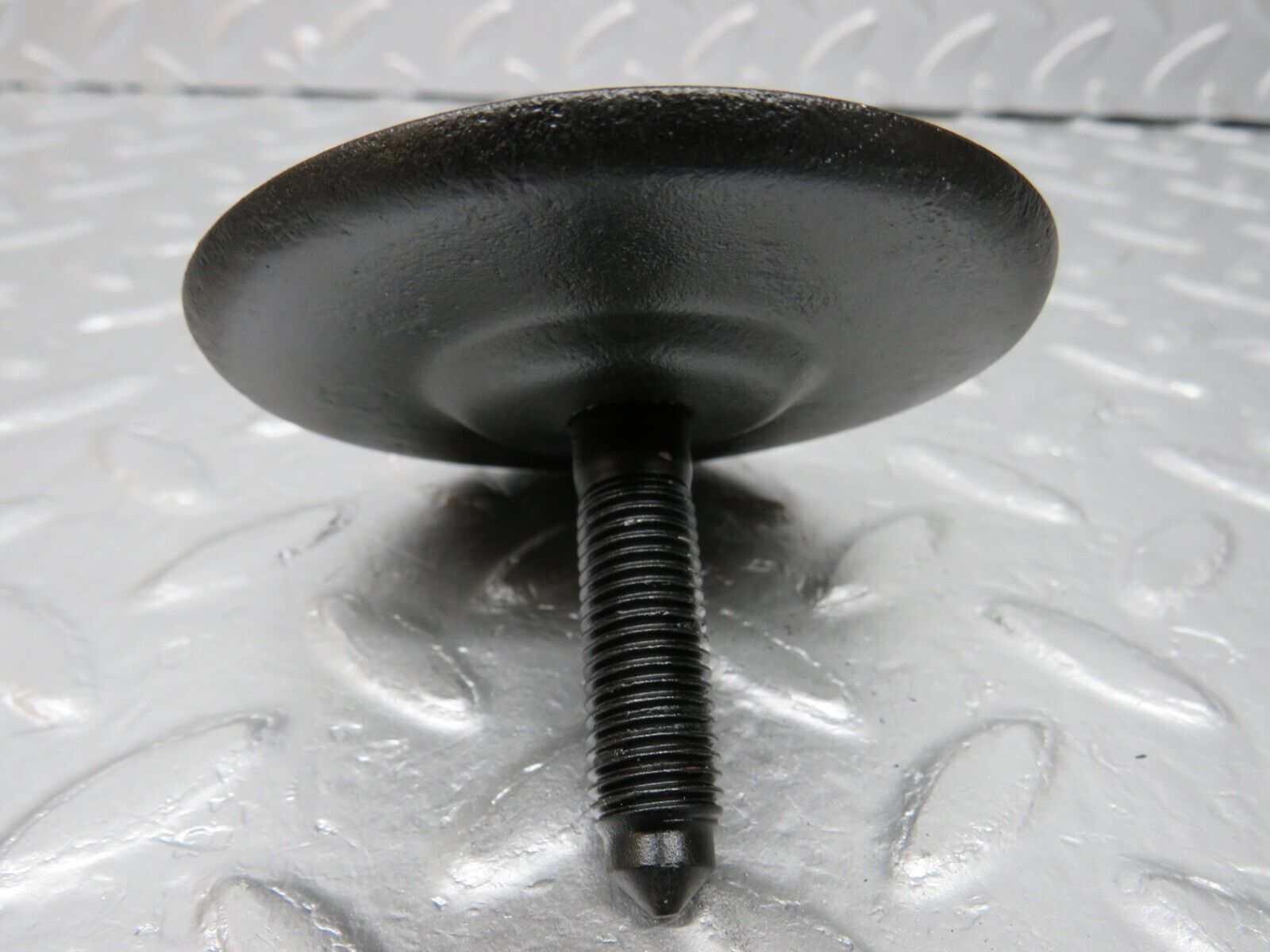 39755 Mercedes-Benz R129 320SL Coupe Engine Mount Bracket Bolt 2x