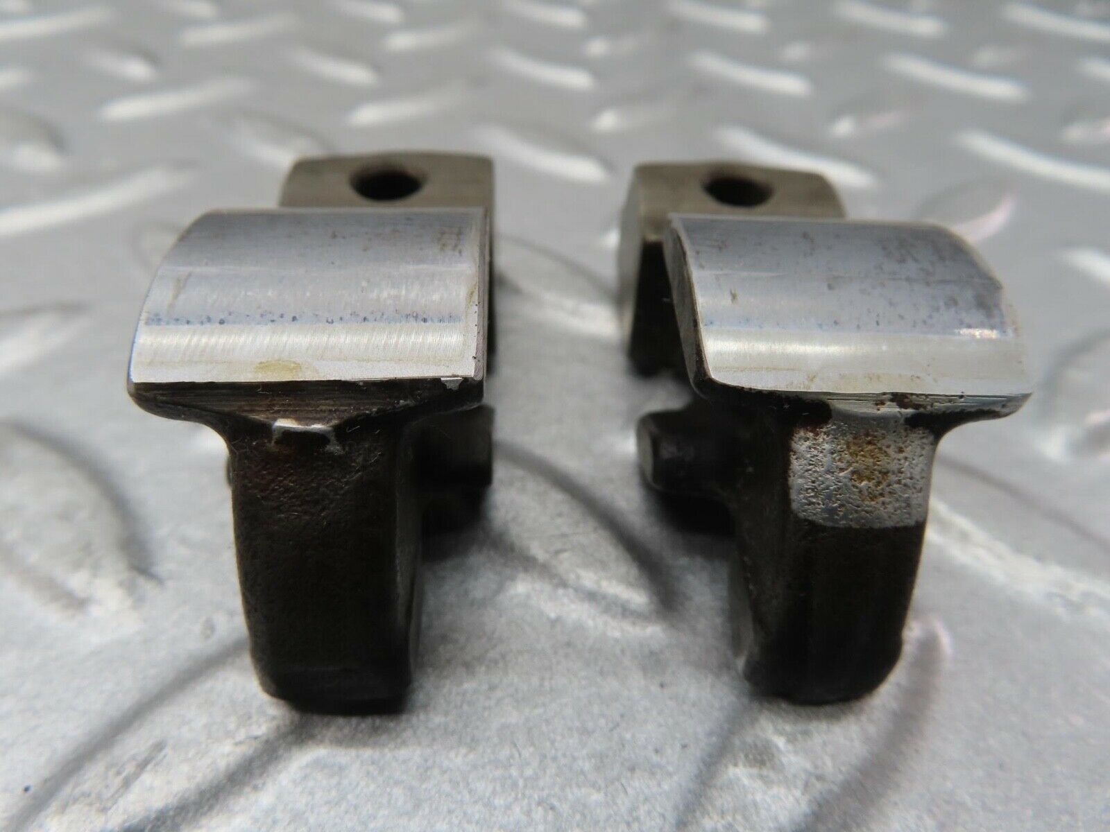 16752 Mercedes-Benz C107 380SLC Valve Rocker Arm