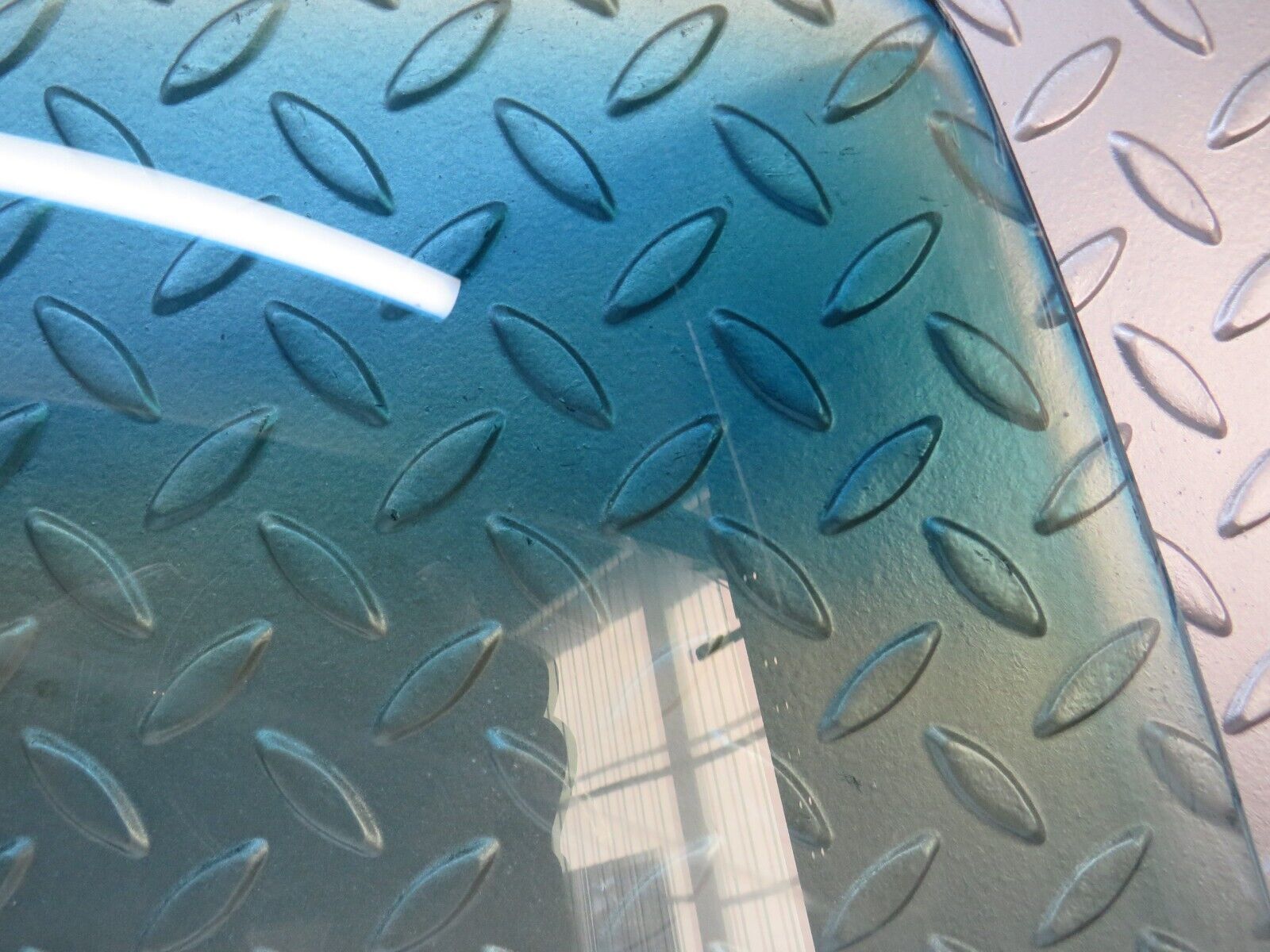 37519 Mercedes-Benz W109 300SEL Front Windscreen