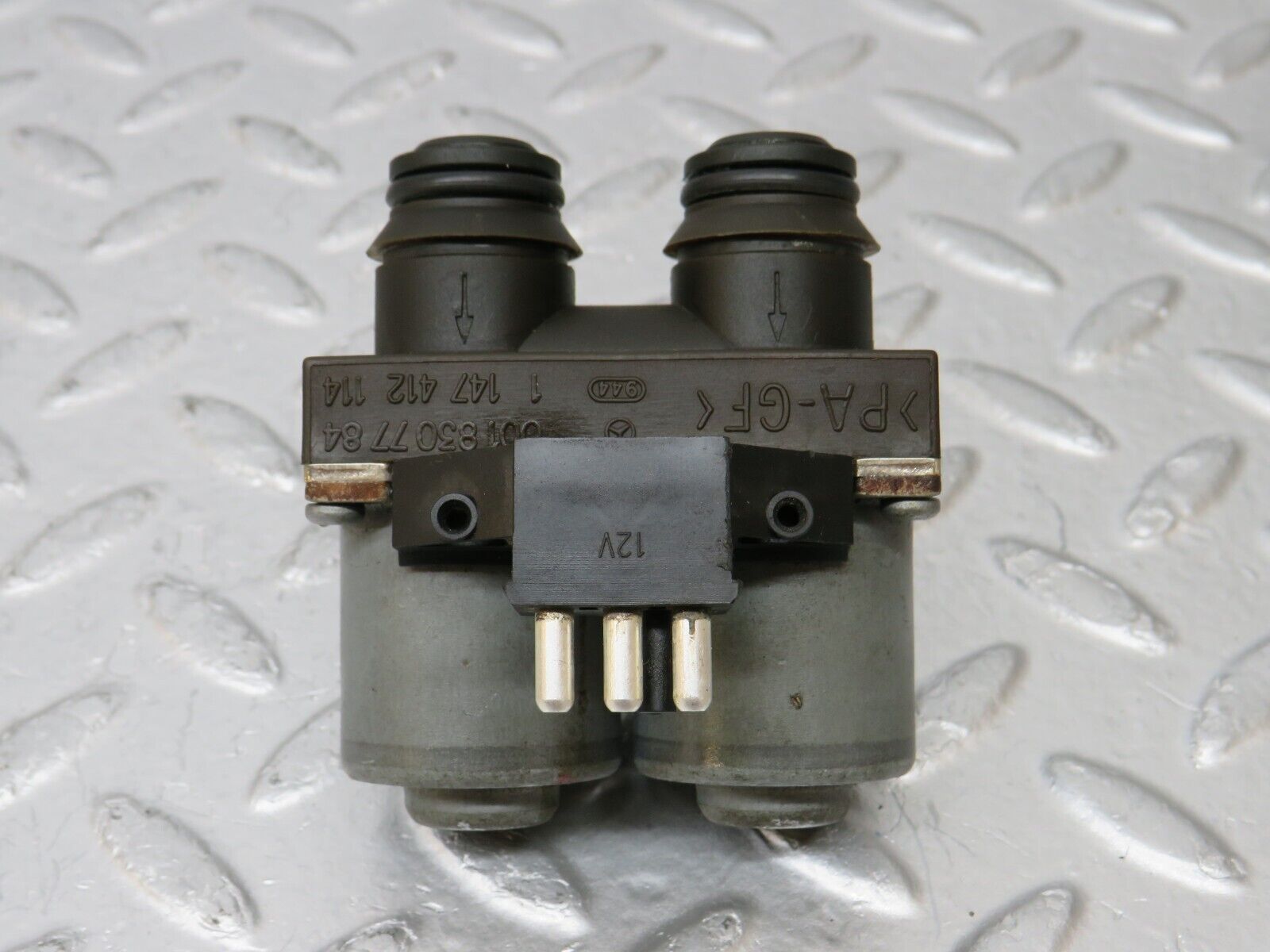 34900 Mercedes-Benz W210 320E Heater Control Duo Valve 0018307784