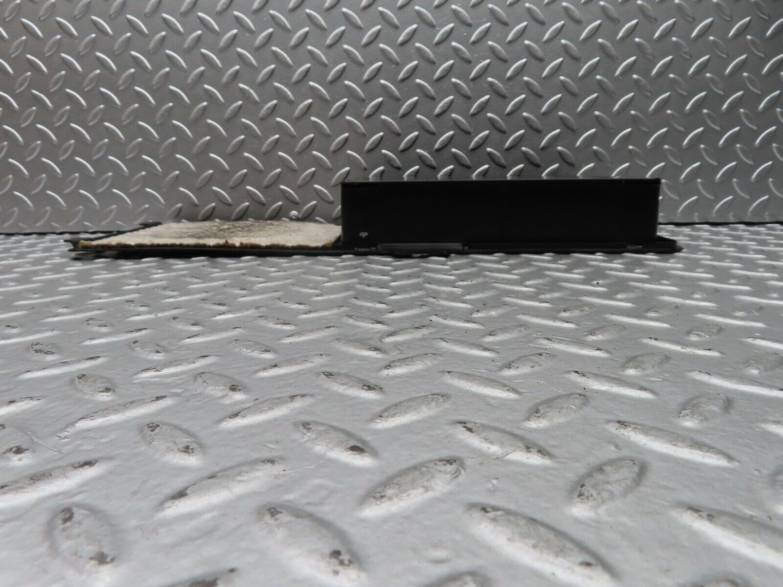 21470 Mercedes-Benz W126 300SE Rear Right Parcel Shelf Storage 1268430407