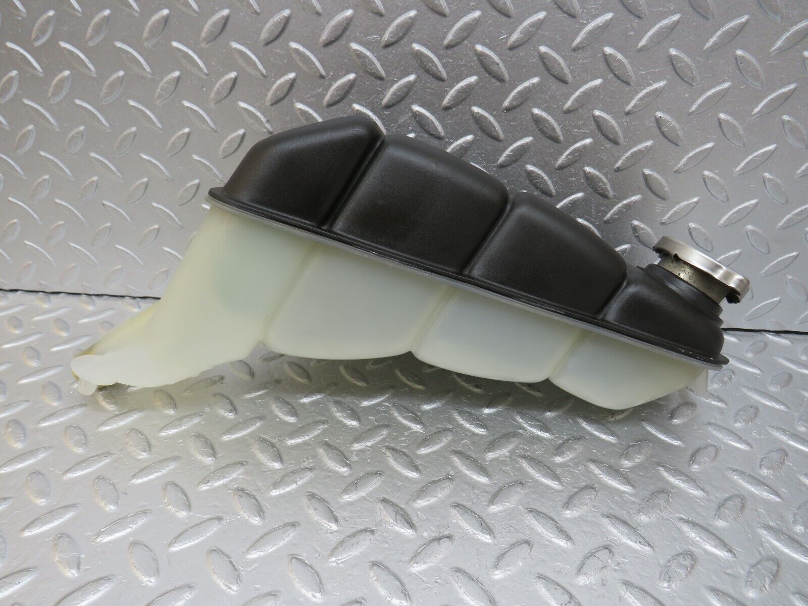 34712 Mercedes-Benz W210 320E Coolant Tank Reservoir 2105000849 1245000406