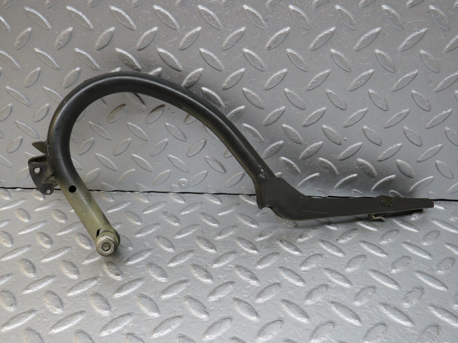 36540 Mercedes-Benz W201 190E 2.0L Boot Lid Trunk Hinge Left Side