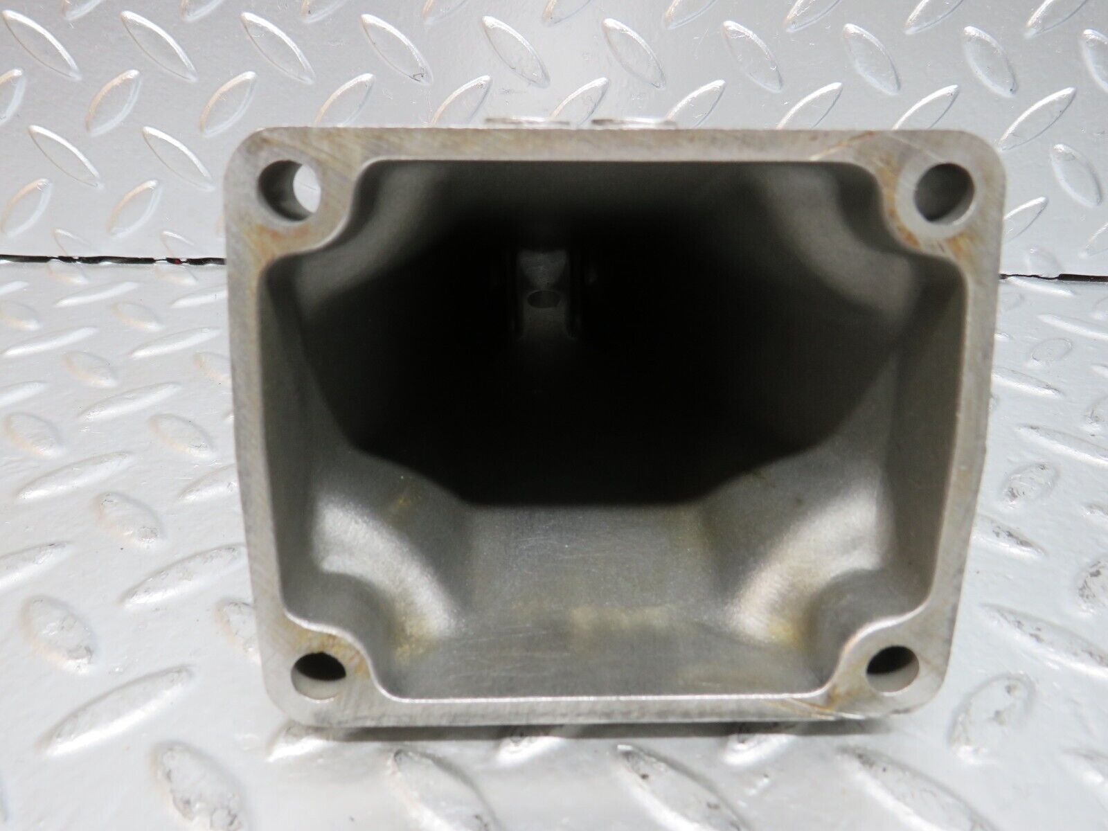 24831 Mercedes-Benz W140 S320 Engine Mount Bracket Right Side 6032235304