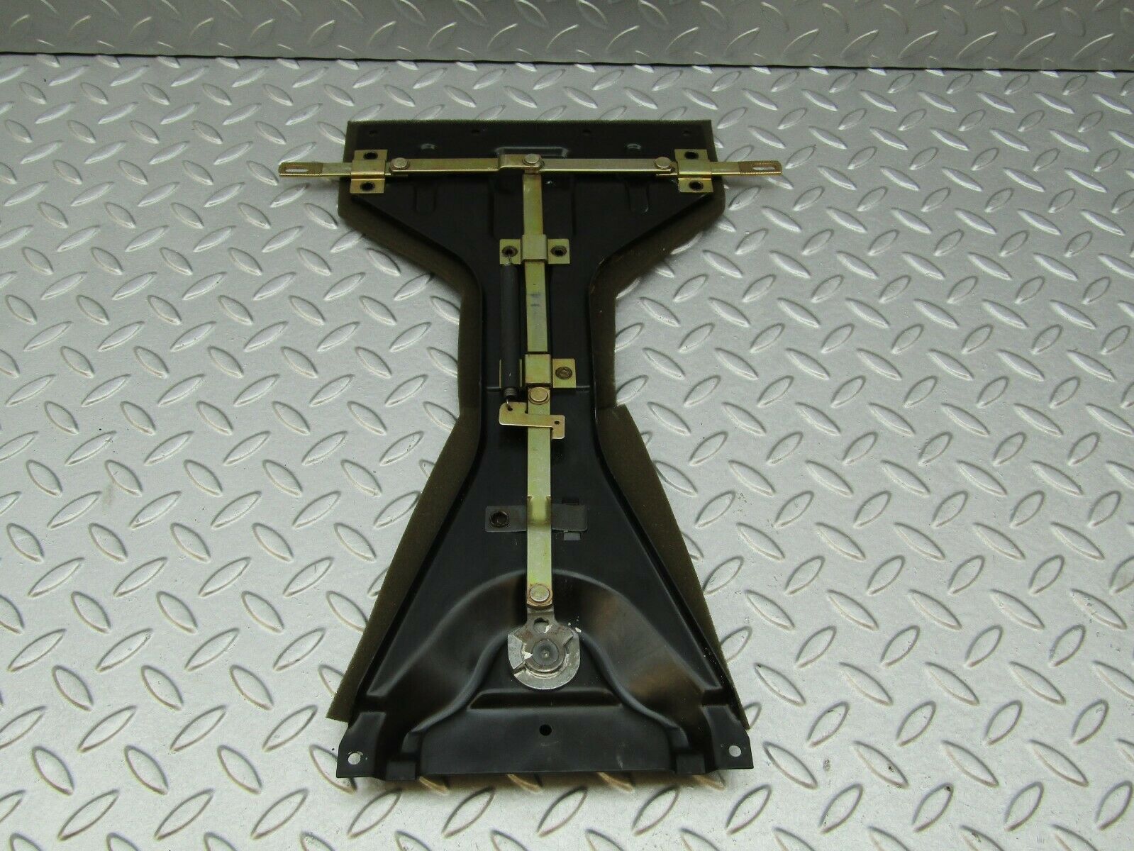 3349 Mercedes-Benz W123 230E Sunroof Manual Opener Mechanism