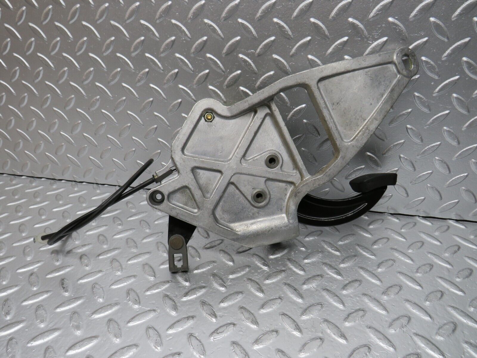 30437 Mercedes-Benz W124 230E Parking Brake Pedal 1244270736 1244270801