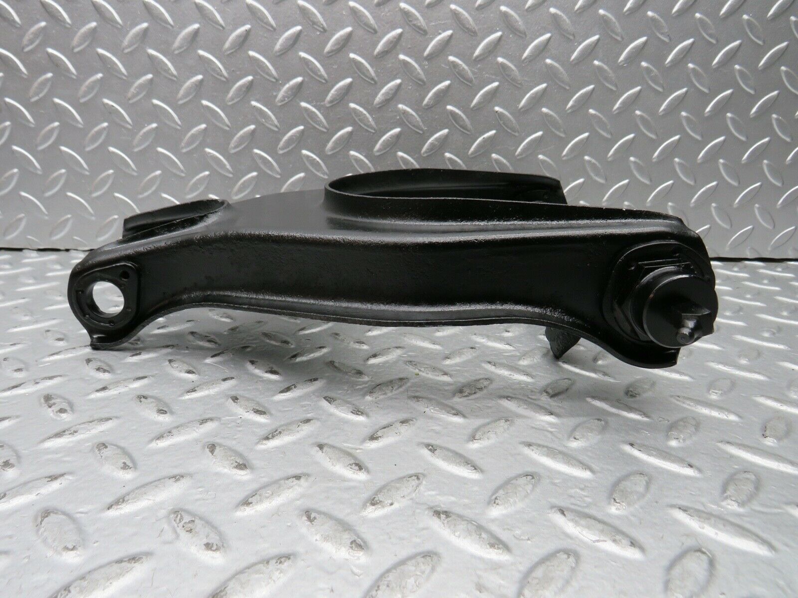 21935 Mercedes-Benz W121 190b Ponton Front Right Upper Control Arm