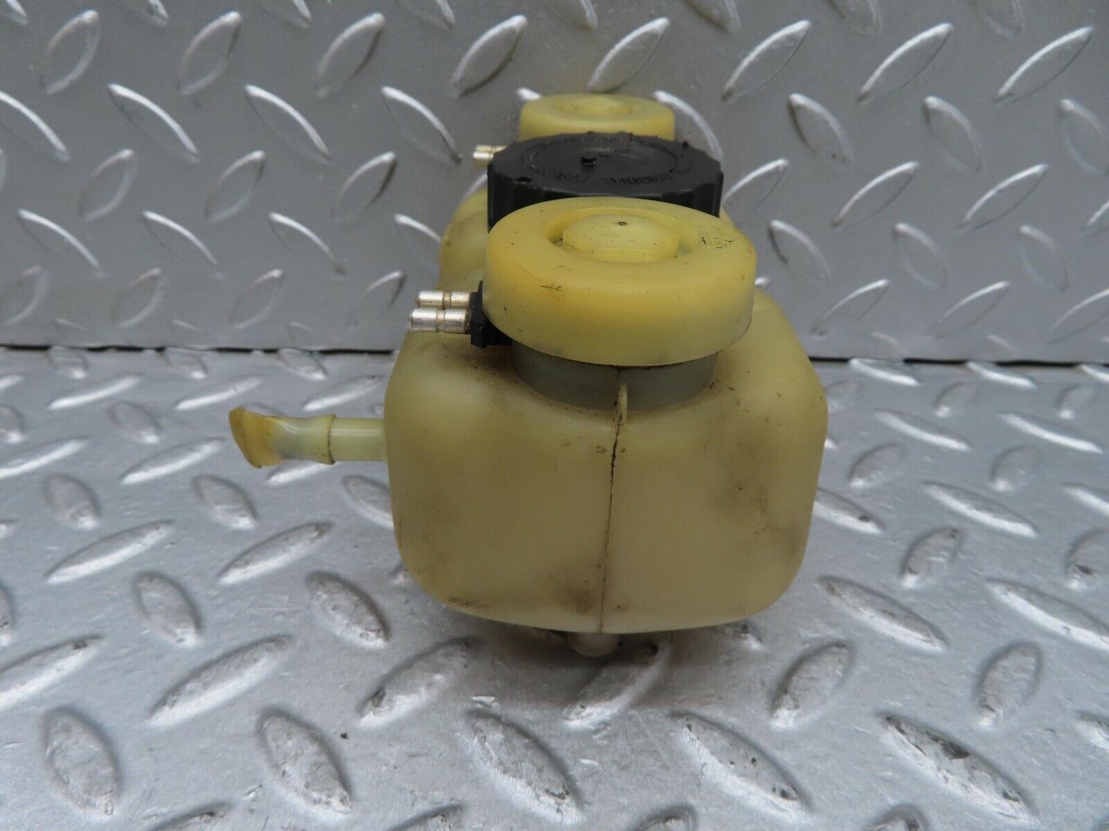 12597 Mercedes-Benz W108 280SE 3.5 Brake Fluid Reservoir Tank