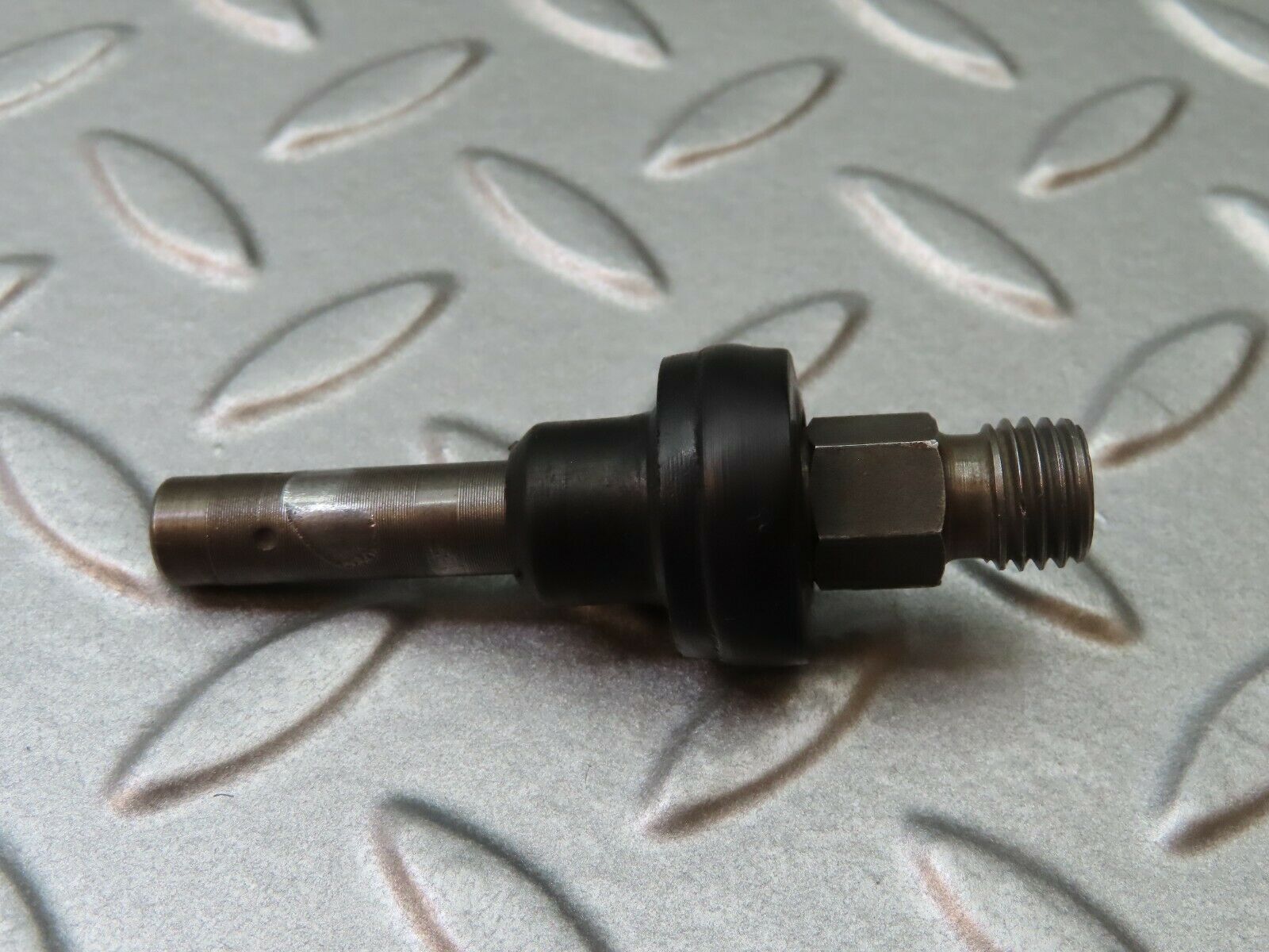 4425 Mercedes-Benz W123 230E Fuel Injector Bosch 0437502010