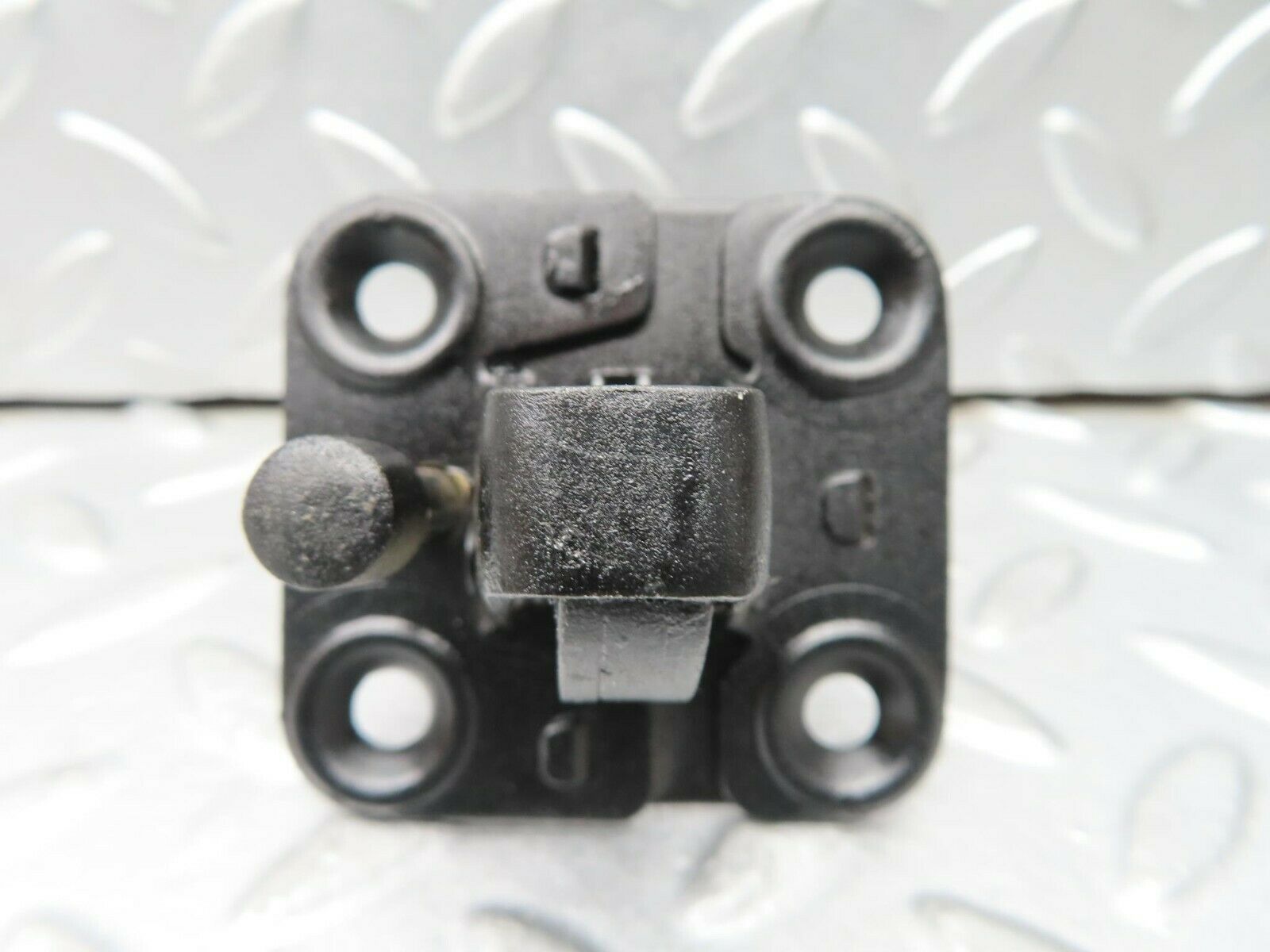 16702 Mercedes-Benz C107 380SLC Bonnet Lock Catch