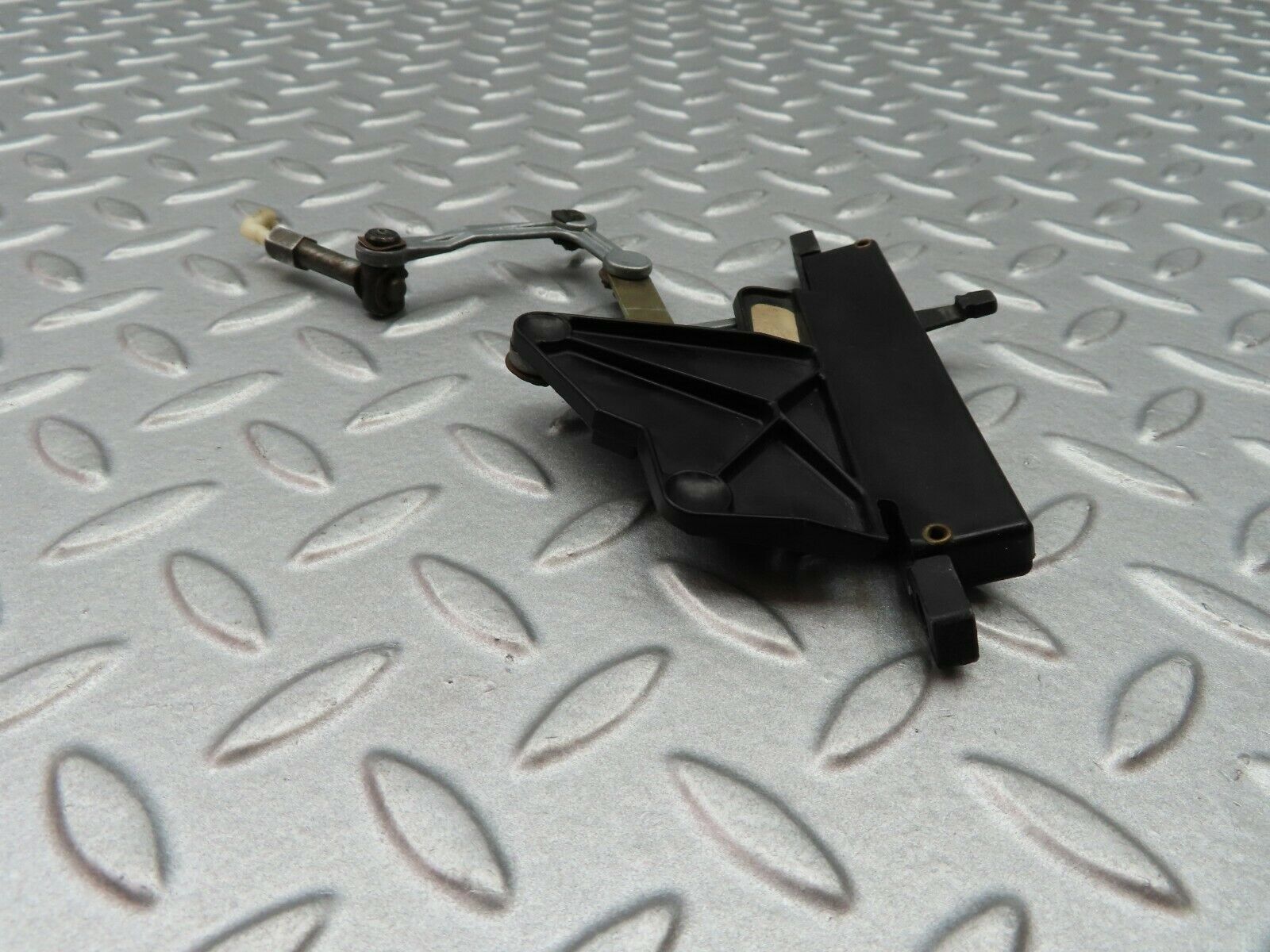 5224 Mercedes-Benz W116 350SE Heating Controller Blower Slider