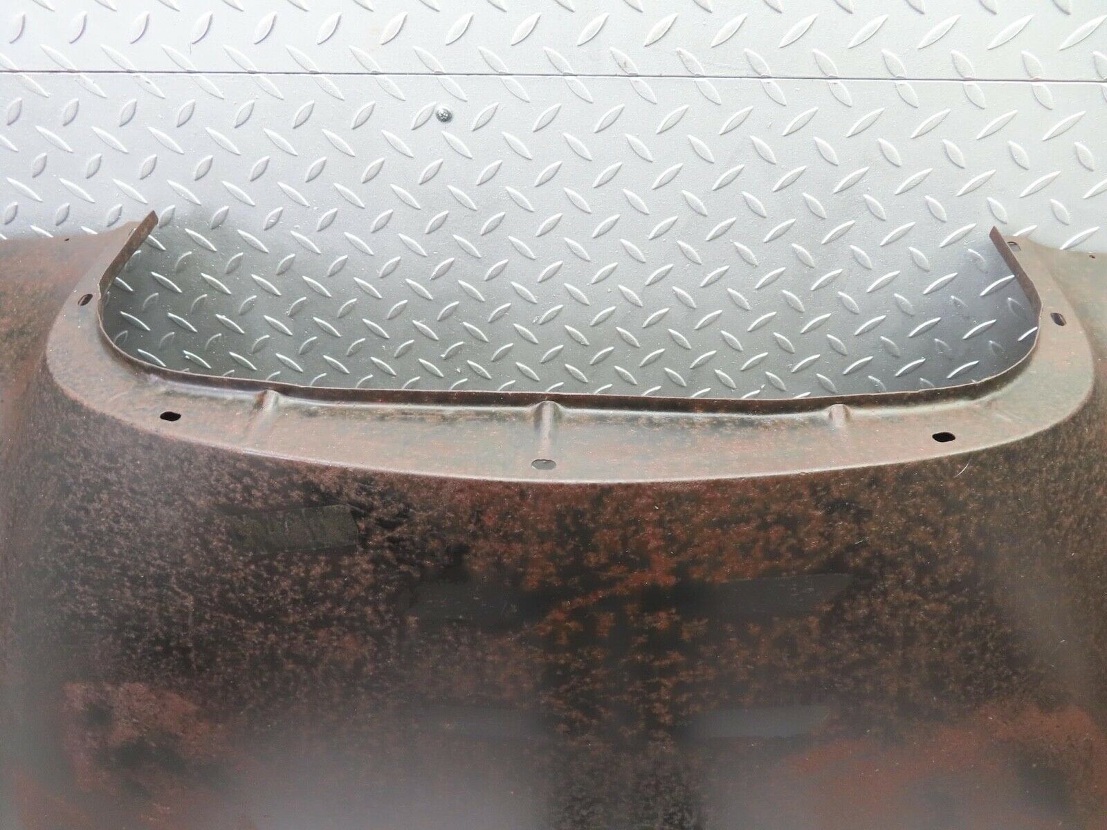 12854 Mercedes-Benz W110 Bonnet