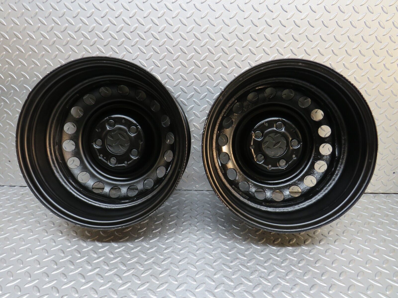 39528 Mercedes-Benz Steel Wheel Set 6Jx15H2 ET49 1244000602