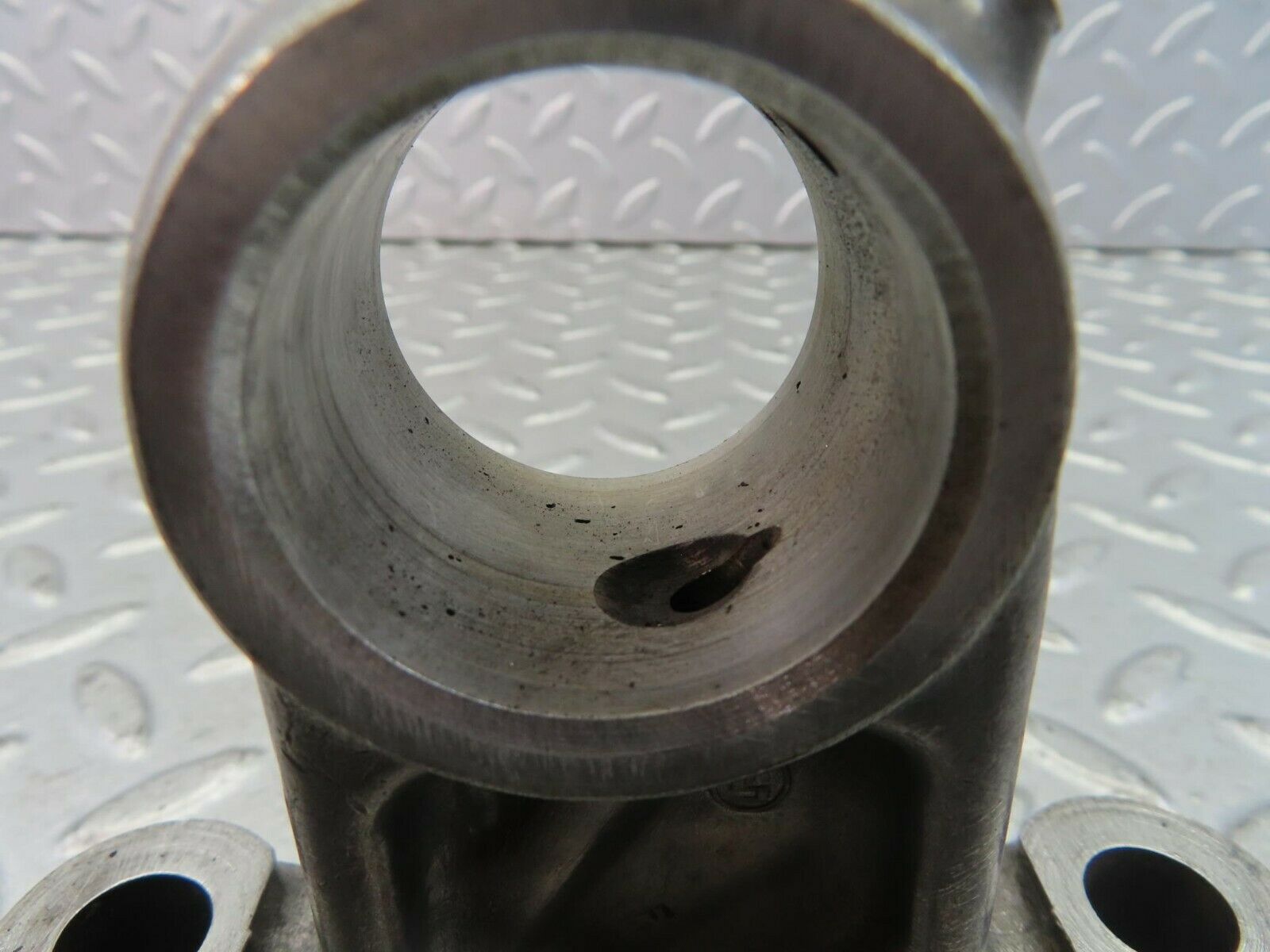 8738 Mercedes-Benz W108 Camshaft Tower Bearing 1800515110