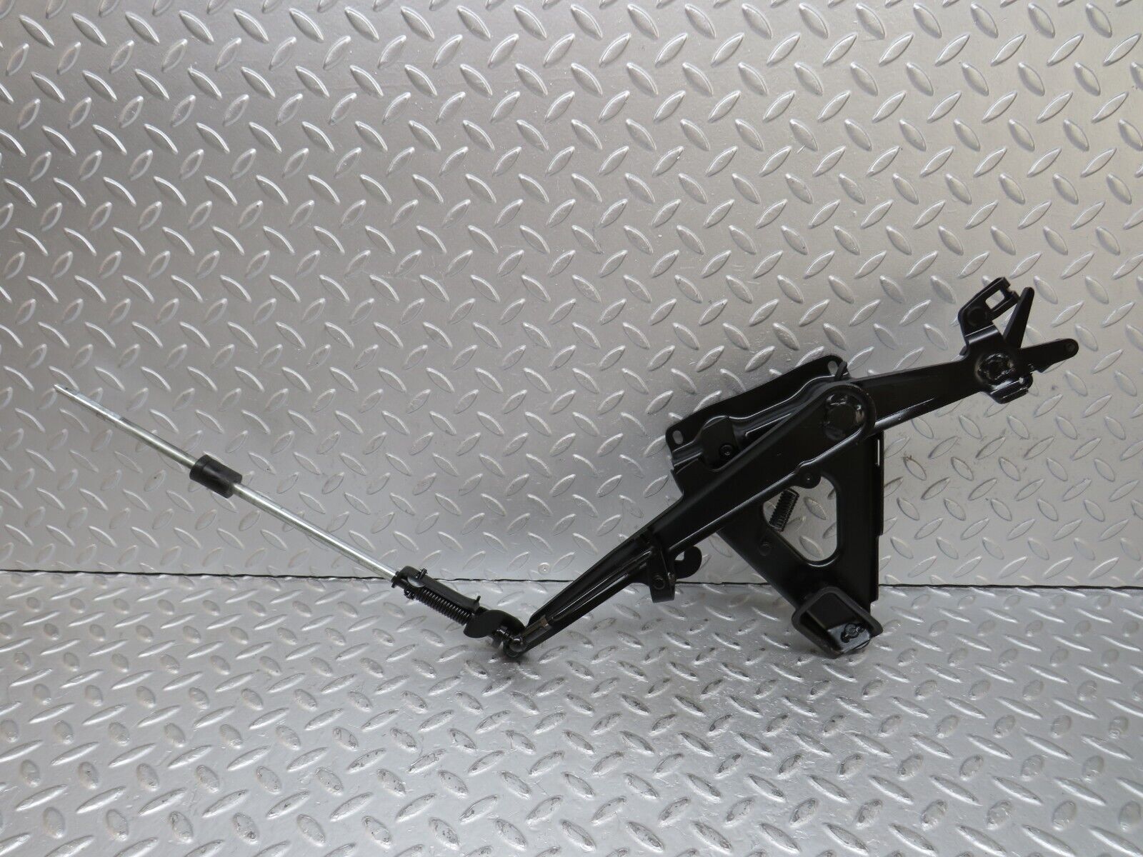 36374 Mercedes-Benz W126 420SE Handbrake Regulator