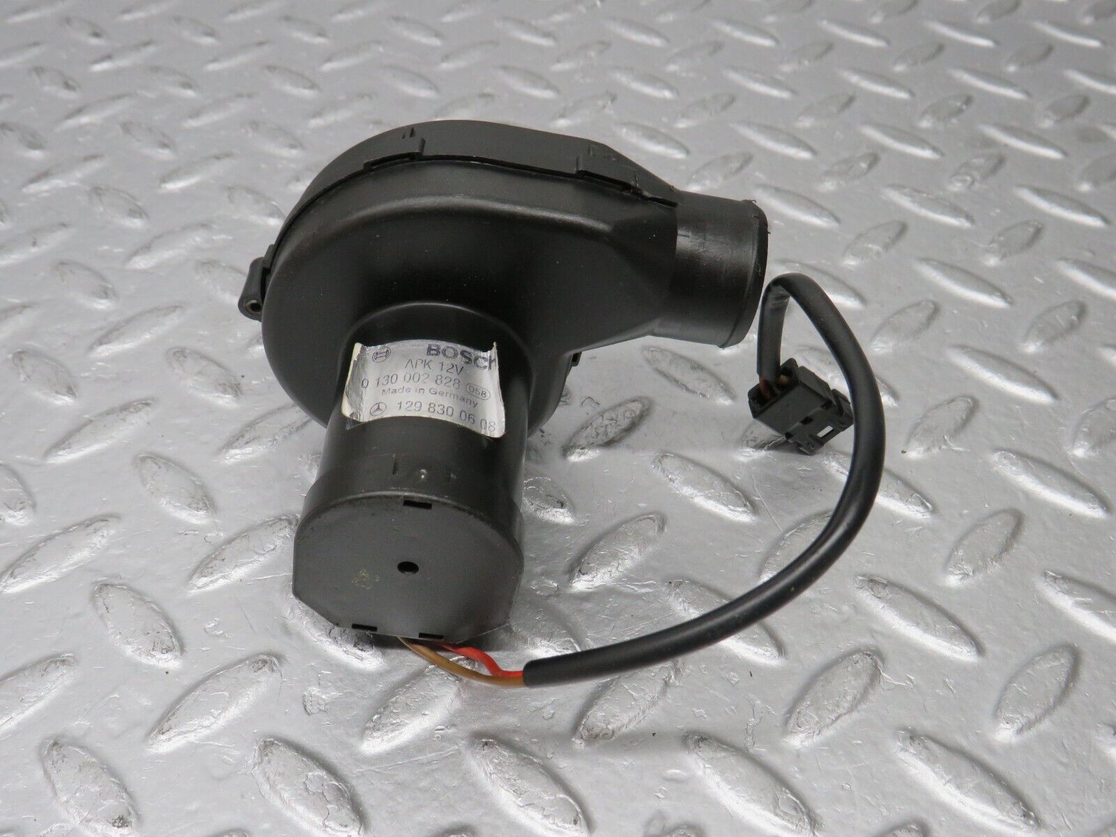 38413 Mercedes-Benz R129 280SL Coupe ECU Heater Blower Motor Bosch 1298300608