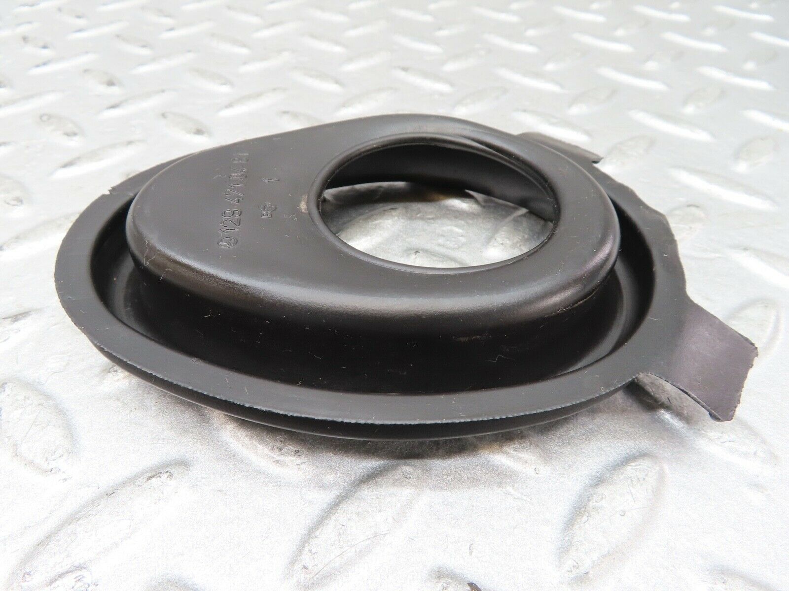 17247 Mercedes-Benz R129 300SL Coupe Fuel Tank Filler Gasket 1294710481