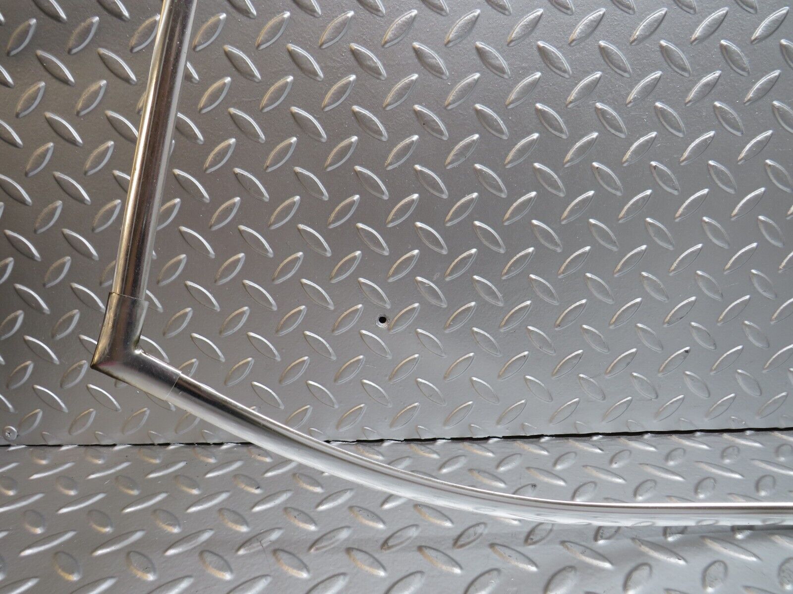 28240 Mercedes-Benz S123 240D Wagon Front Windscreen Chrome Frame