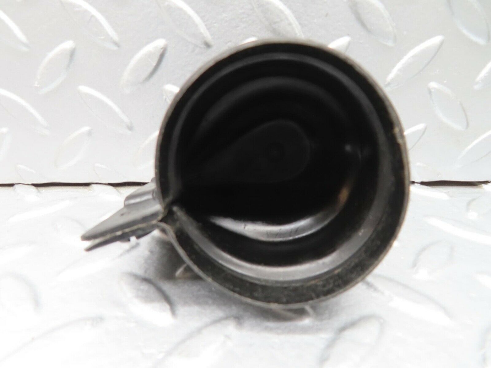 15962 Mercedes-Benz W123 280E Ignition Coil Protective Cap 0001581785