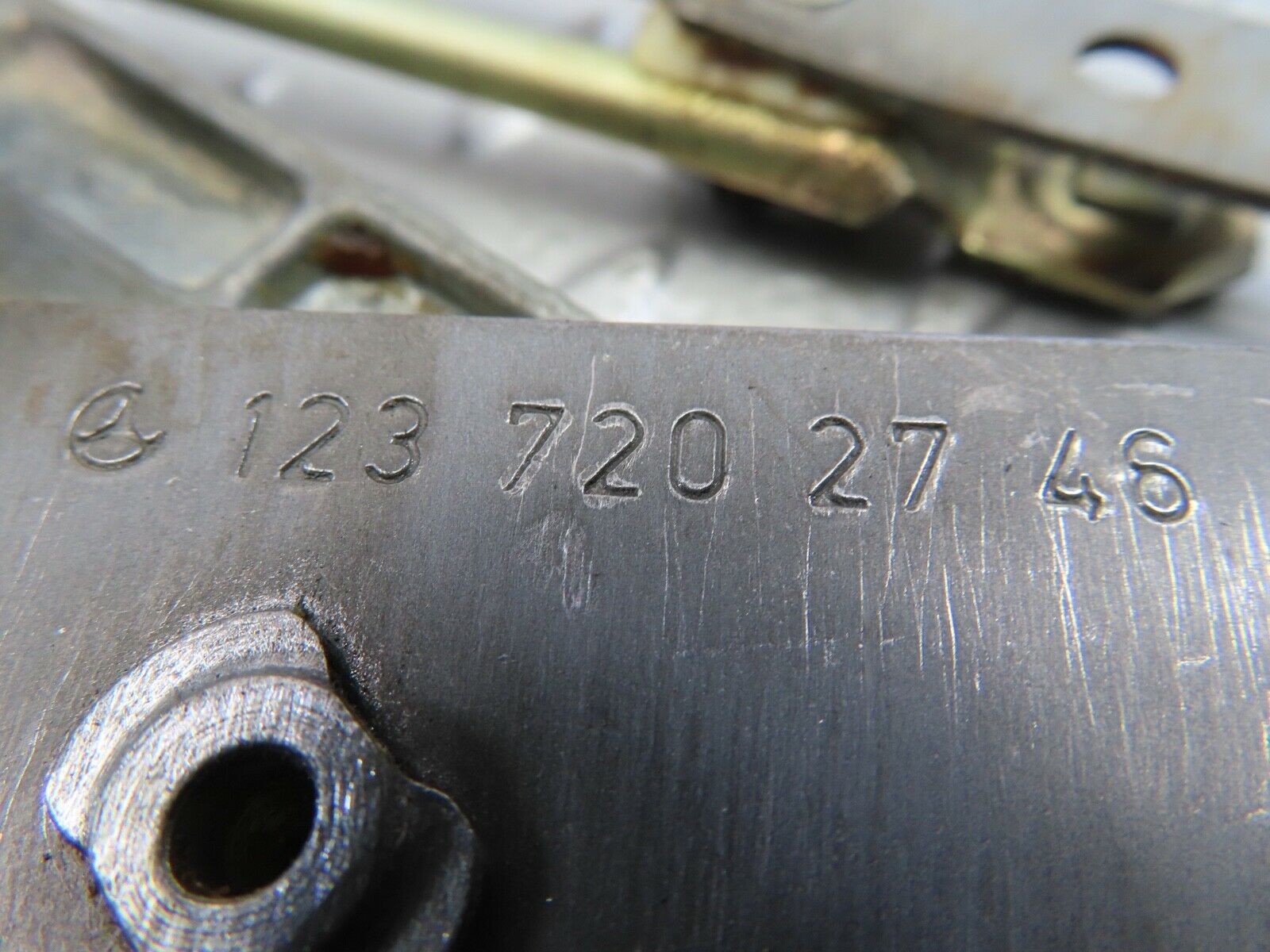 9155 Mercedes-Benz W123 Front Left Power Window Regulator 1237202746