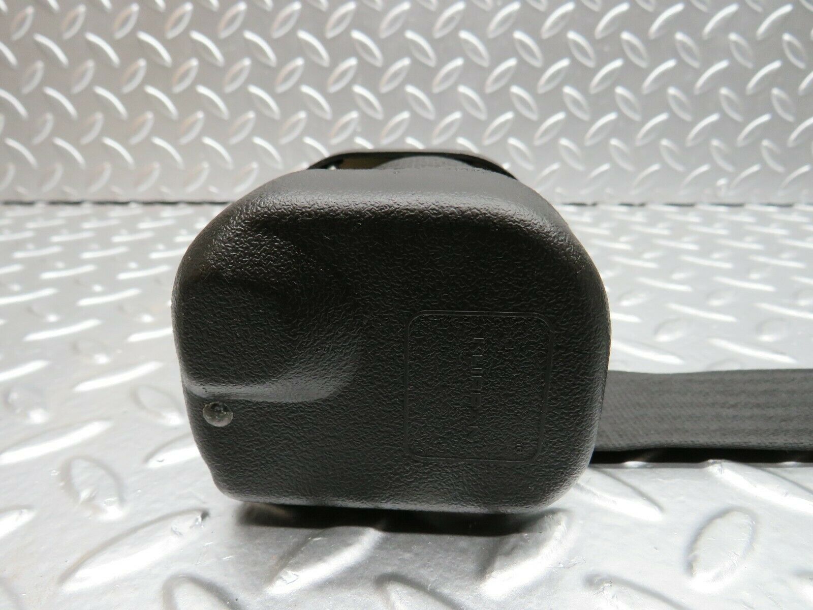 24058 Mercedes-Benz W123 280E Rear Seat Belt 1268608985