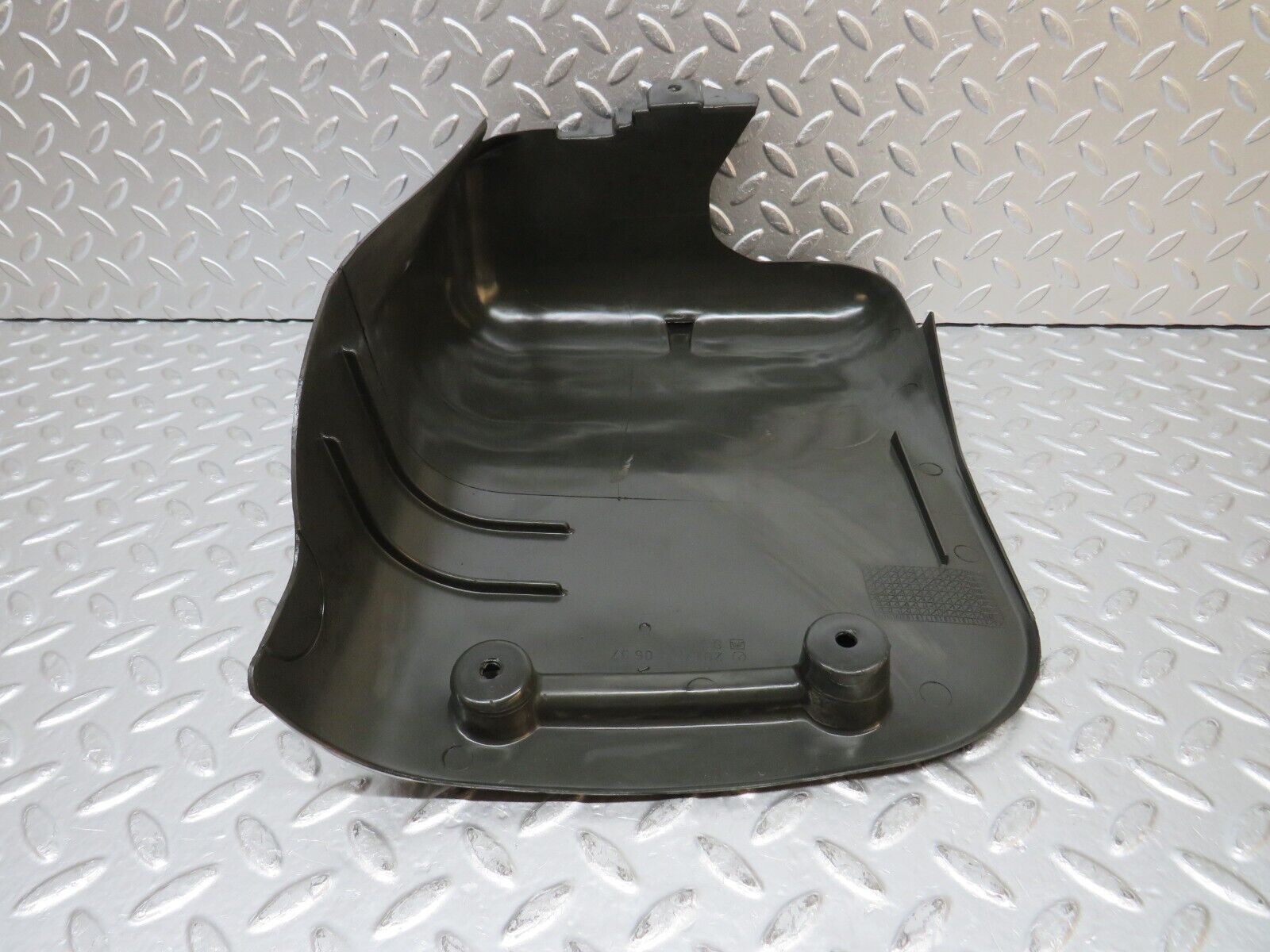 31830 Mercedes-Benz W201 190LE 1.8L Fuel Pump Protective Cover 2014780637