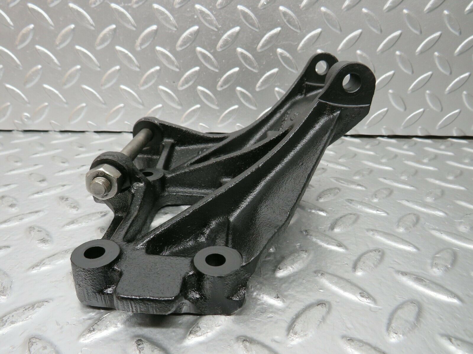 23562 Mercedes-Benz W114 280E Alternator Generator Bracket