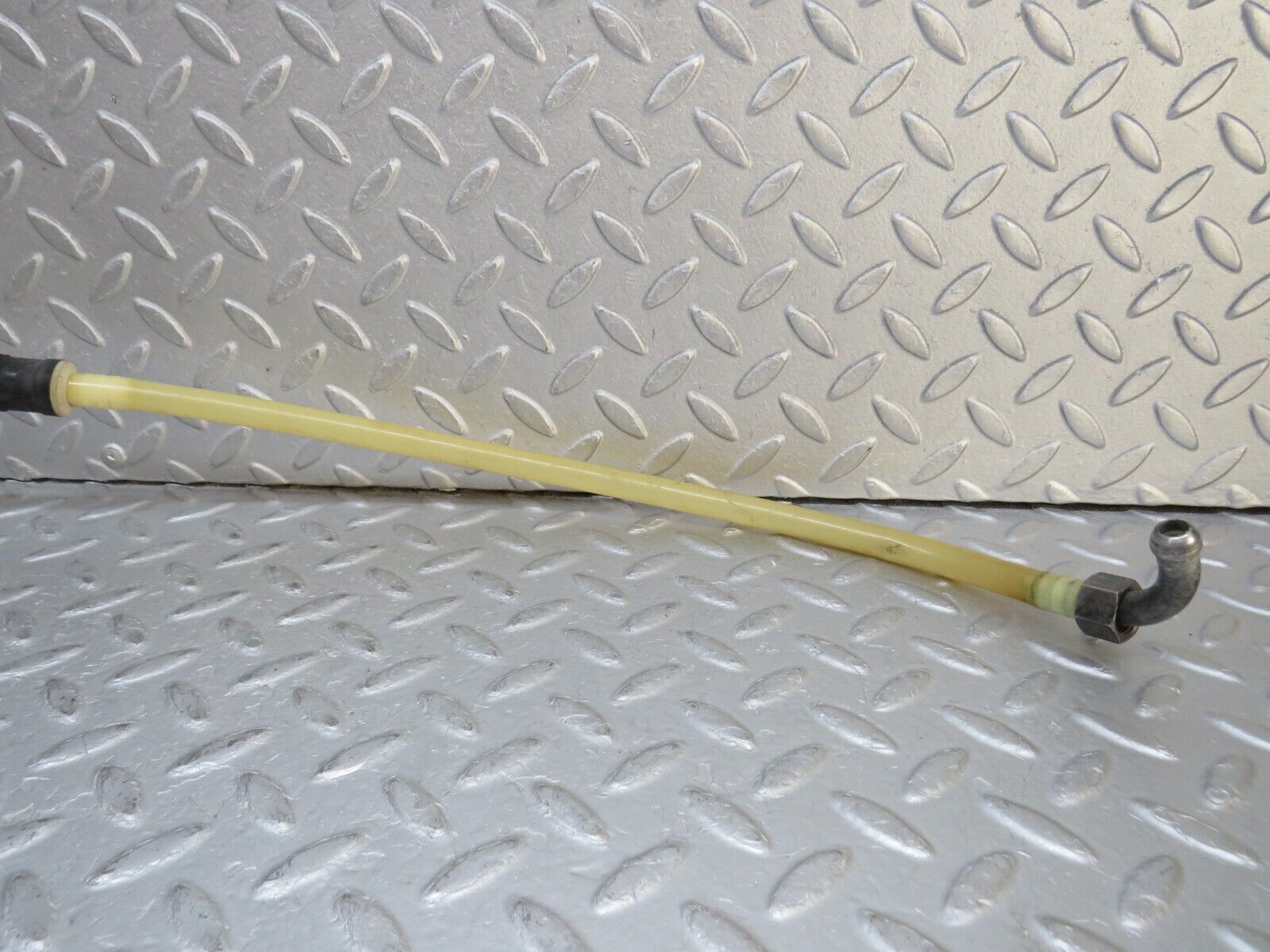 37591 Mercedes-Benz W109 300SEL Brake Servo Pipe