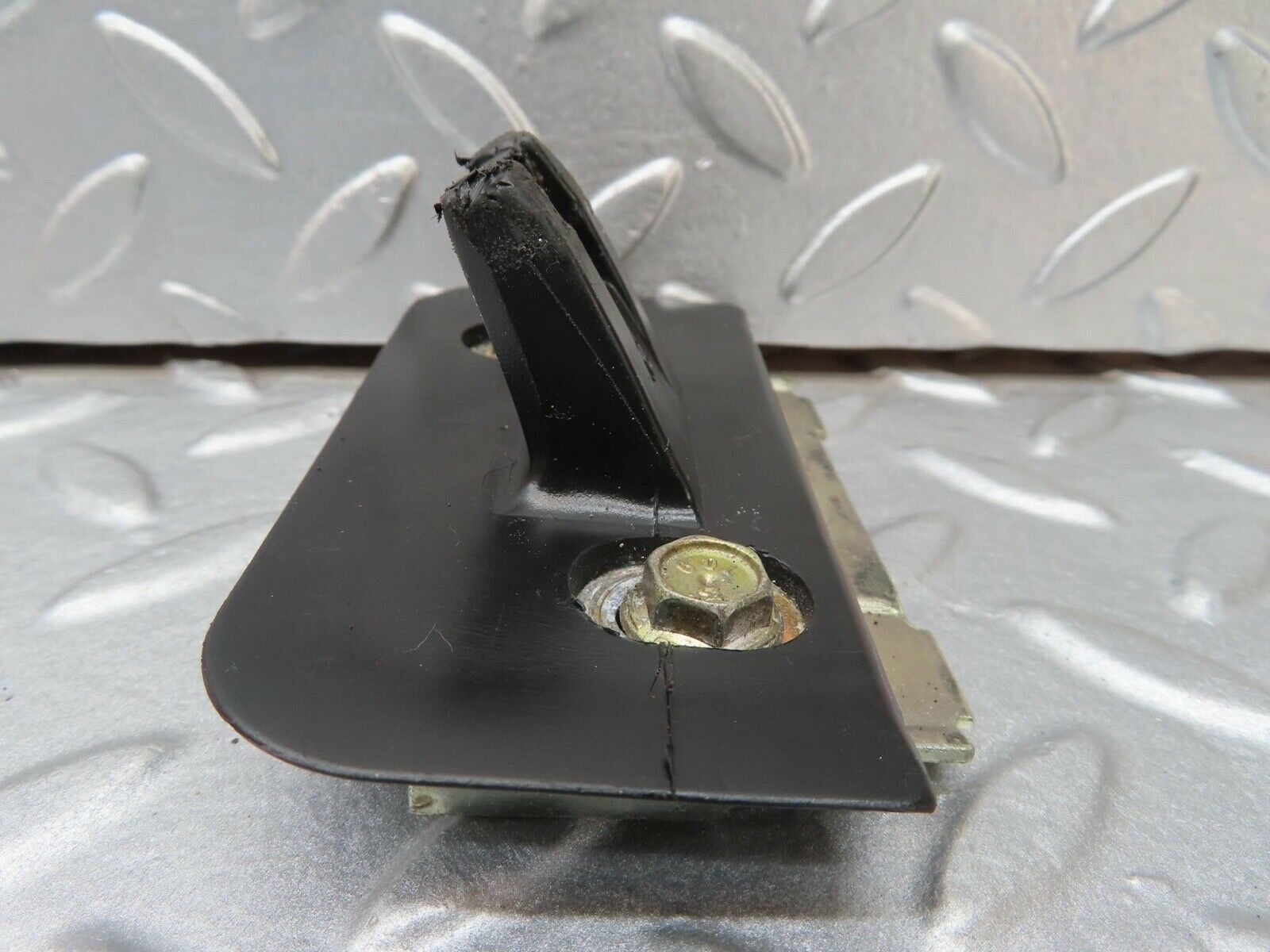 16493 Mercedes-Benz W124 260E Trunk Lock Latch