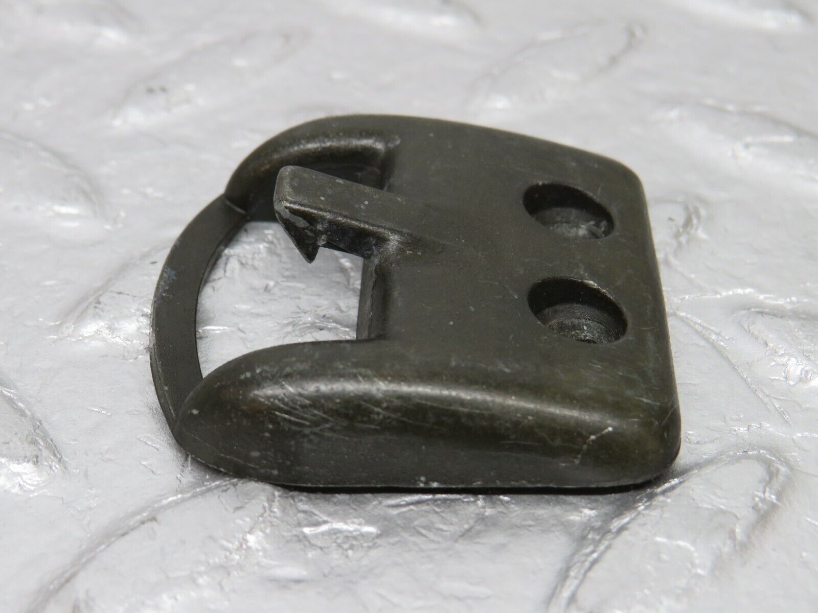 34643 Mercedes-Benz C126 380SEC Coupe Glove Box Door Lock Latch 1266890025