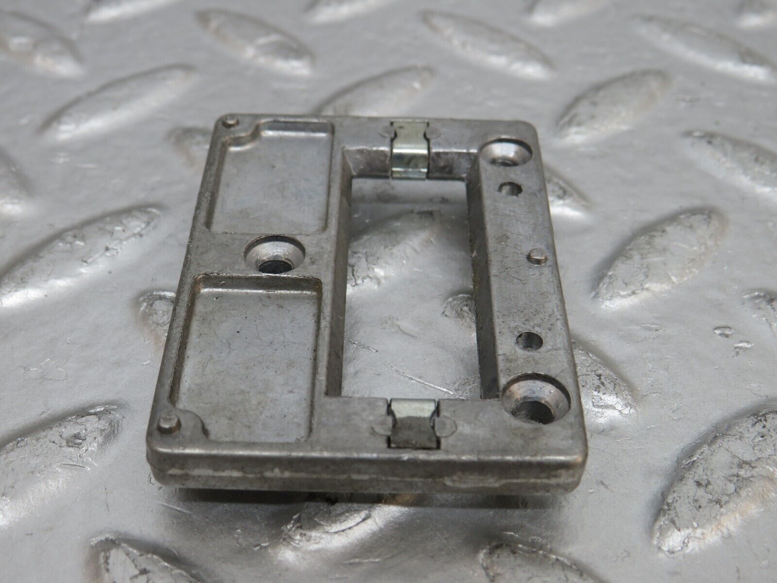 29325 Mercedes-Benz W124 230E Rear View Mirror Bracket